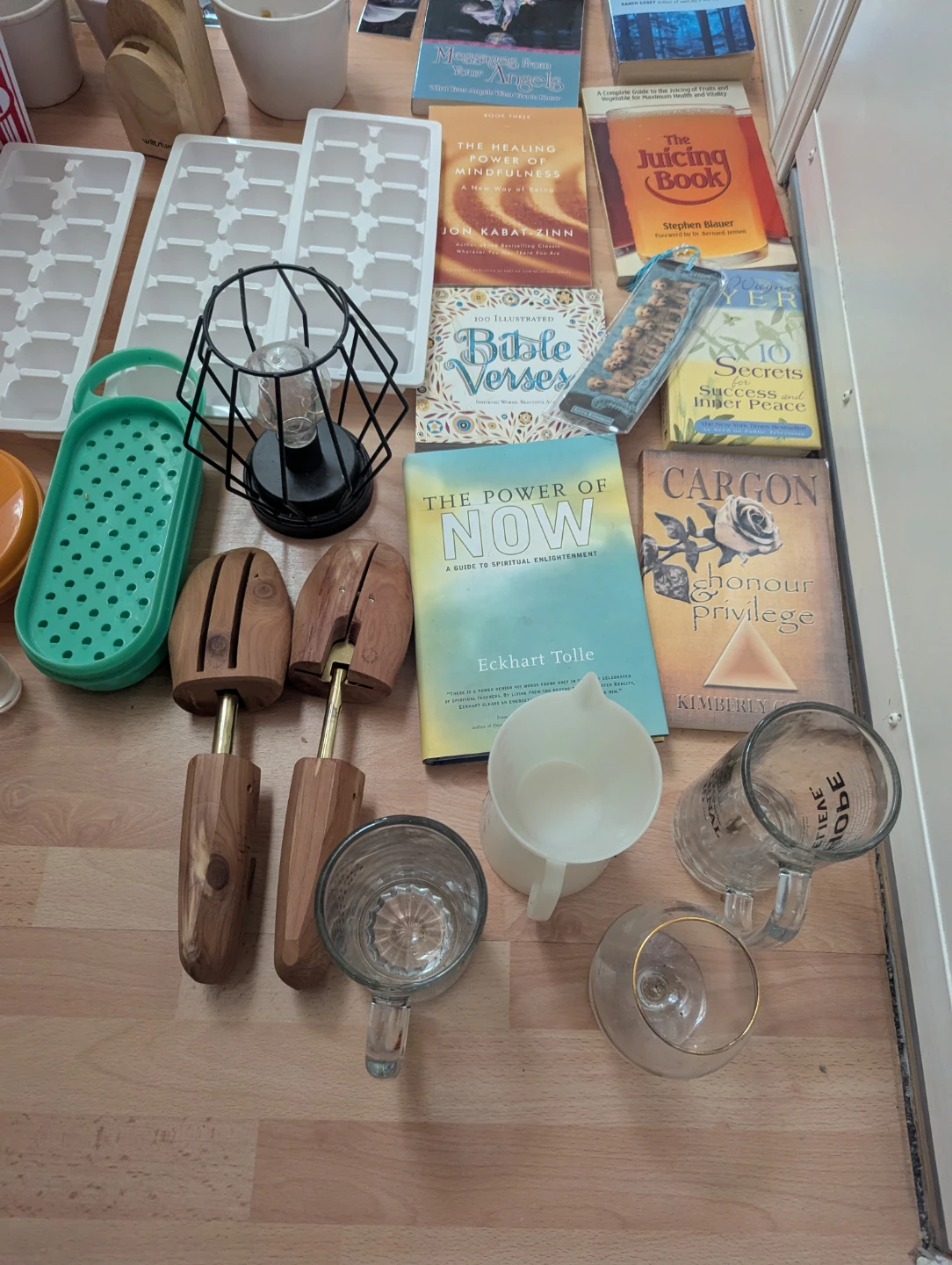 *SEND AN OFFER* BUNCH OF USED STUFF one price takes it all - photo 2