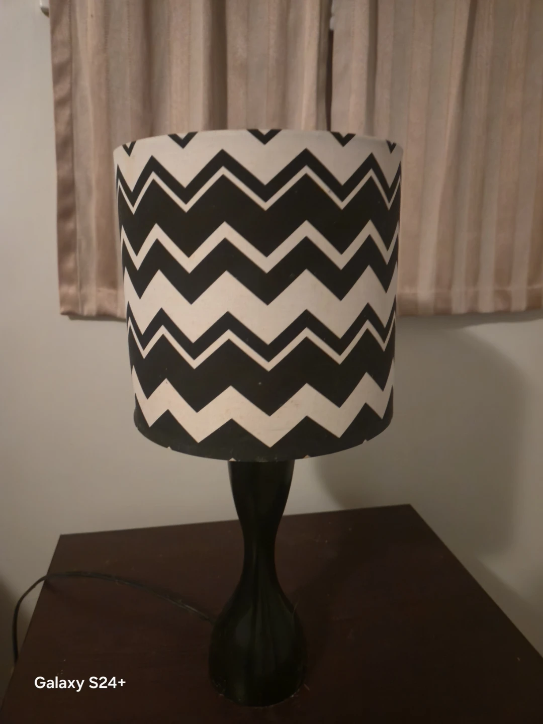 Chevron Pattern Table Lamp