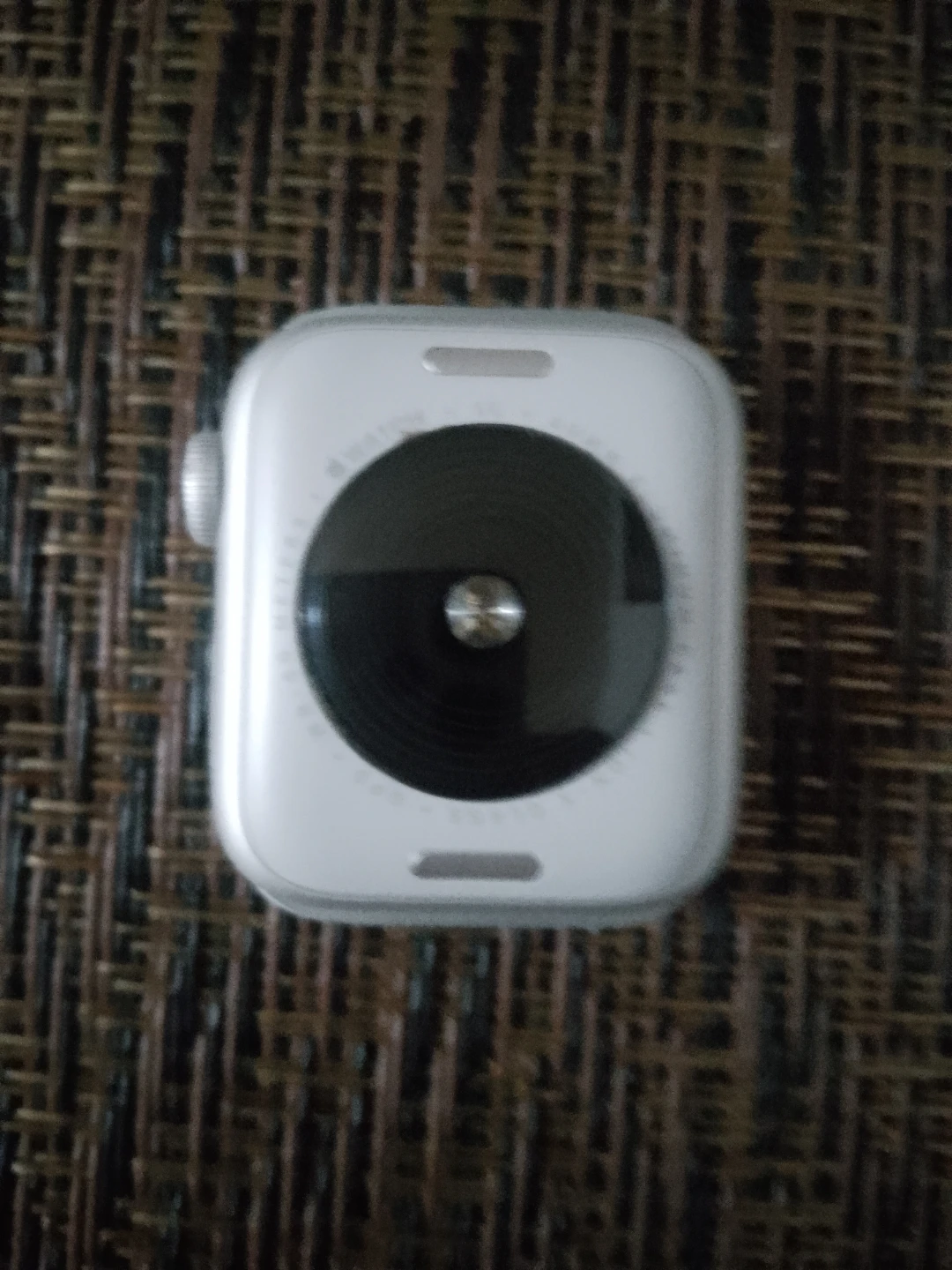 Apple Watch SE 2nd Generation - photo 2