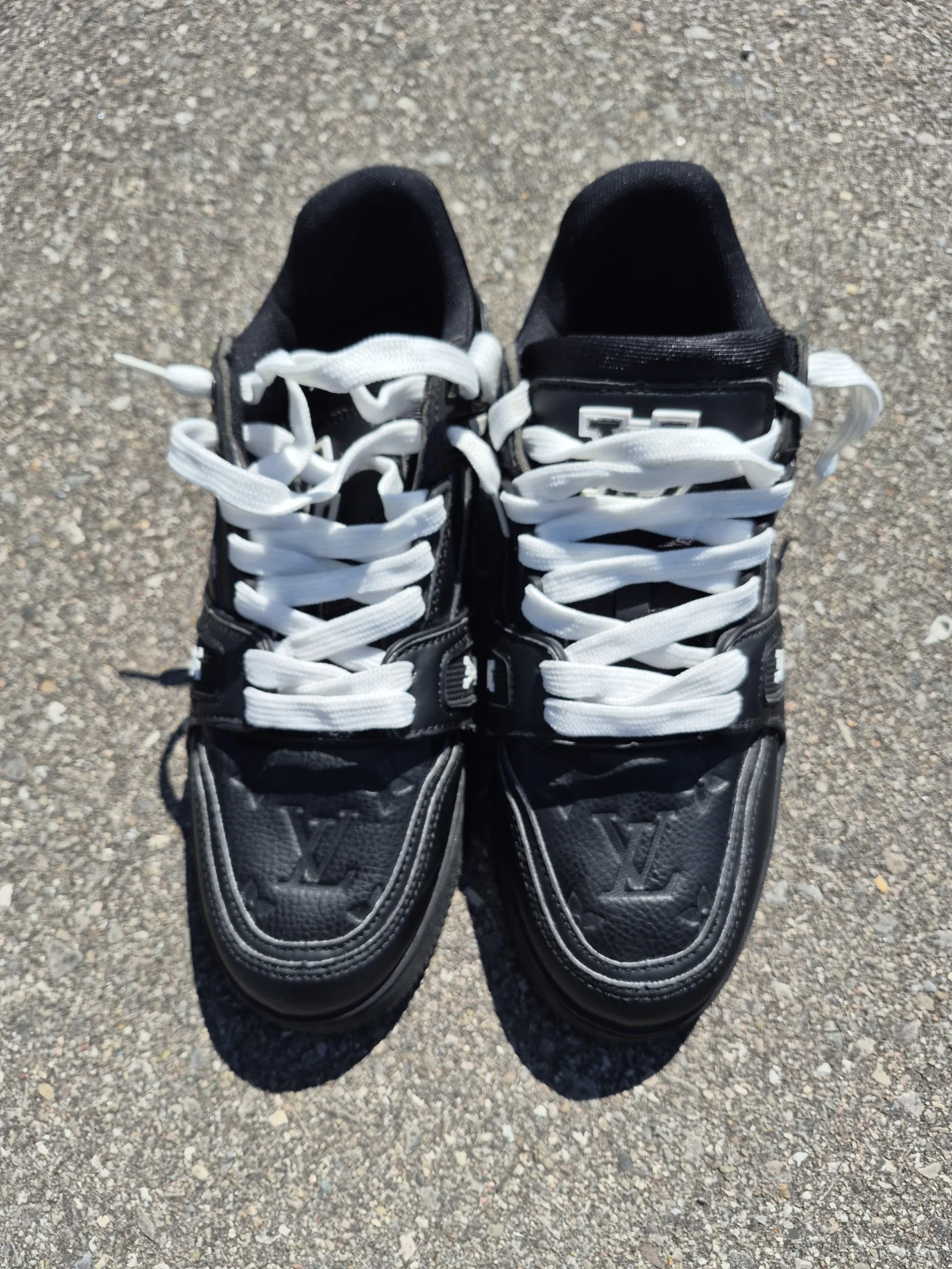 Louis Vuitton Black Leather Sneakers - photo 2