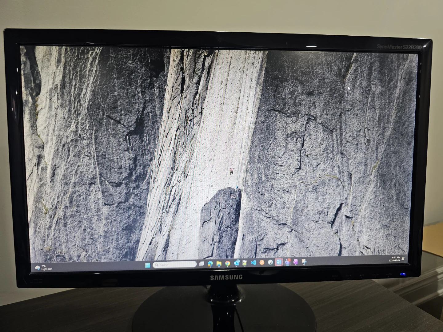 Samsung SyncMaster S22B300H Monitor