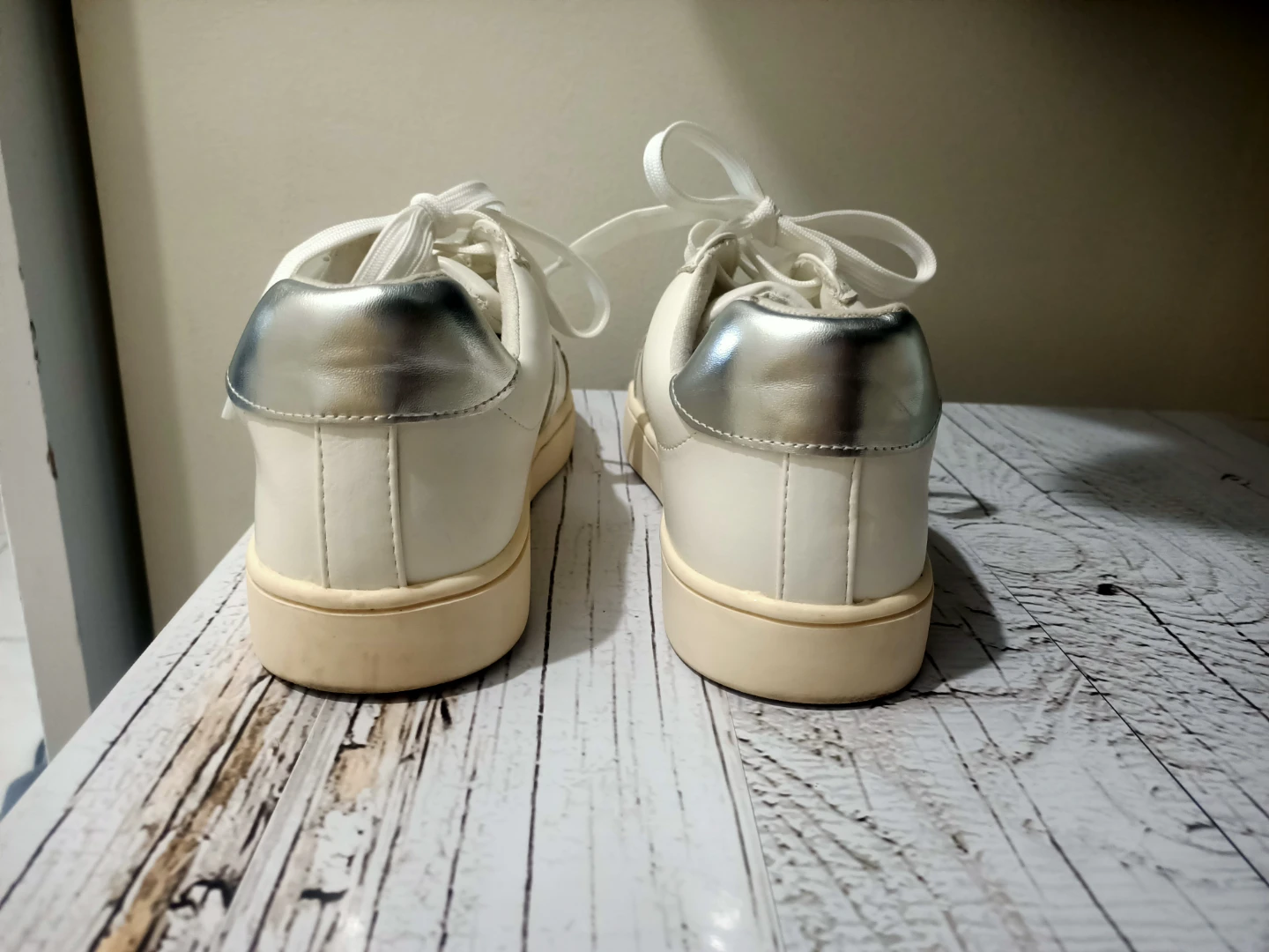 White and Silver Sneakers MIA - photo 3