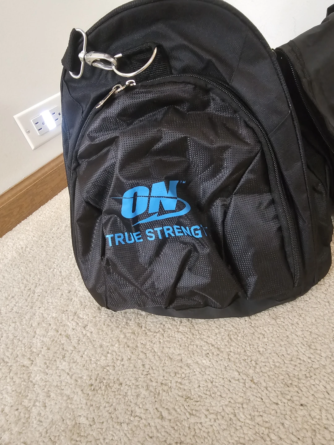Bodybuilding/Optimum Nutrition Gym Duffel Bag - photo 4