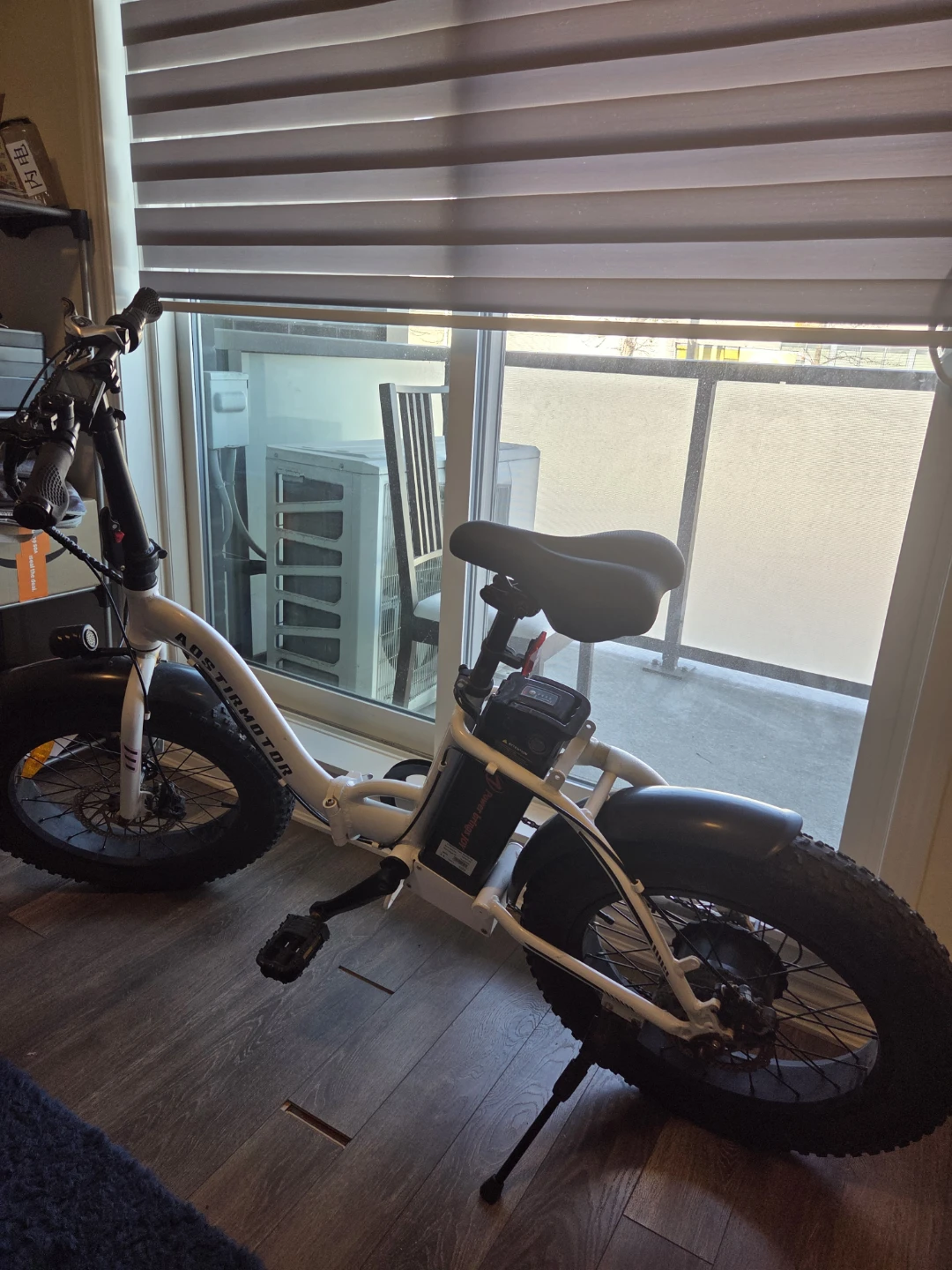 New e bike ( only used 7 months) - photo 3