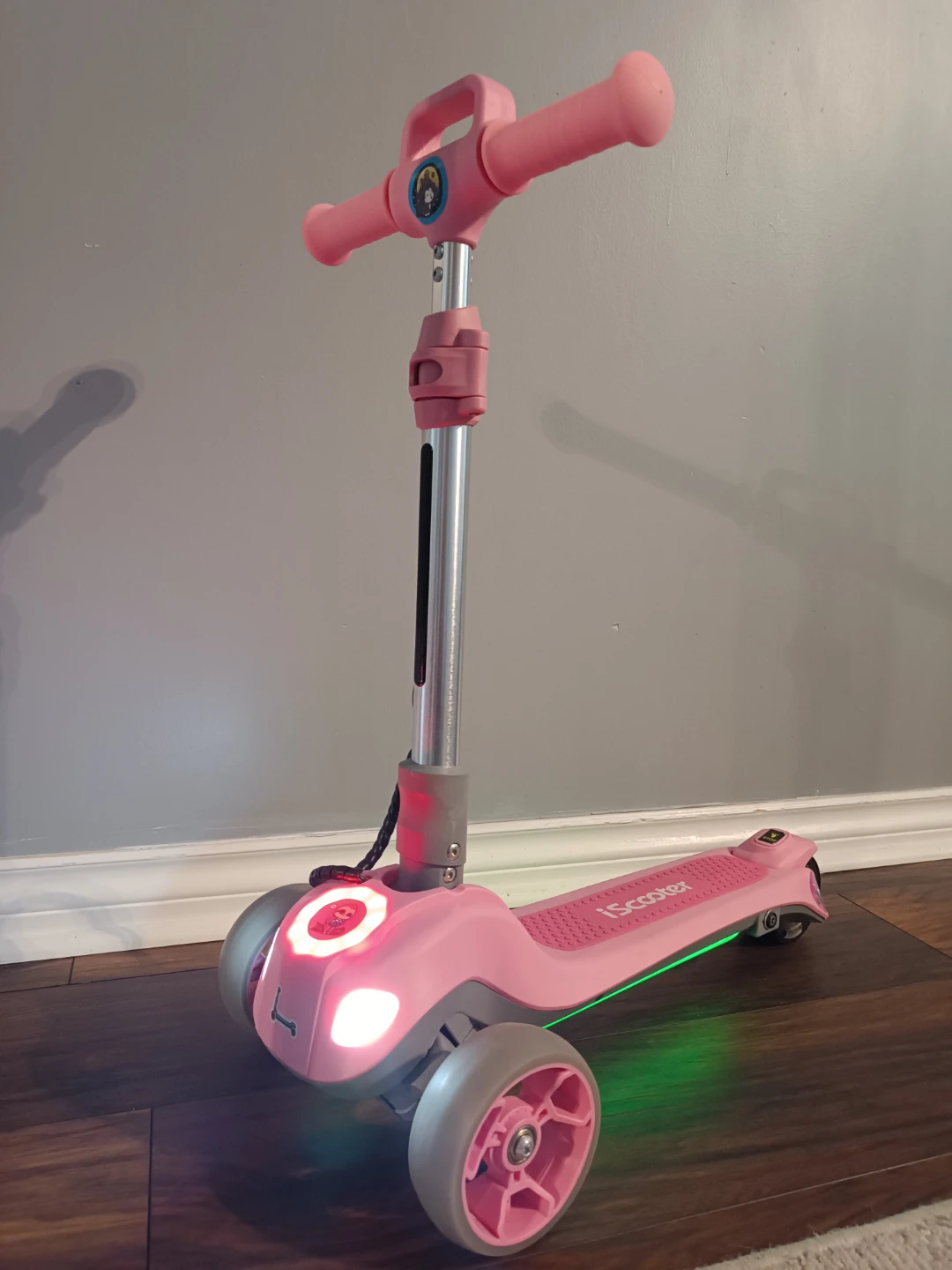 Pink iScooter 3-Wheel Kids Scooter with Lights - photo 2