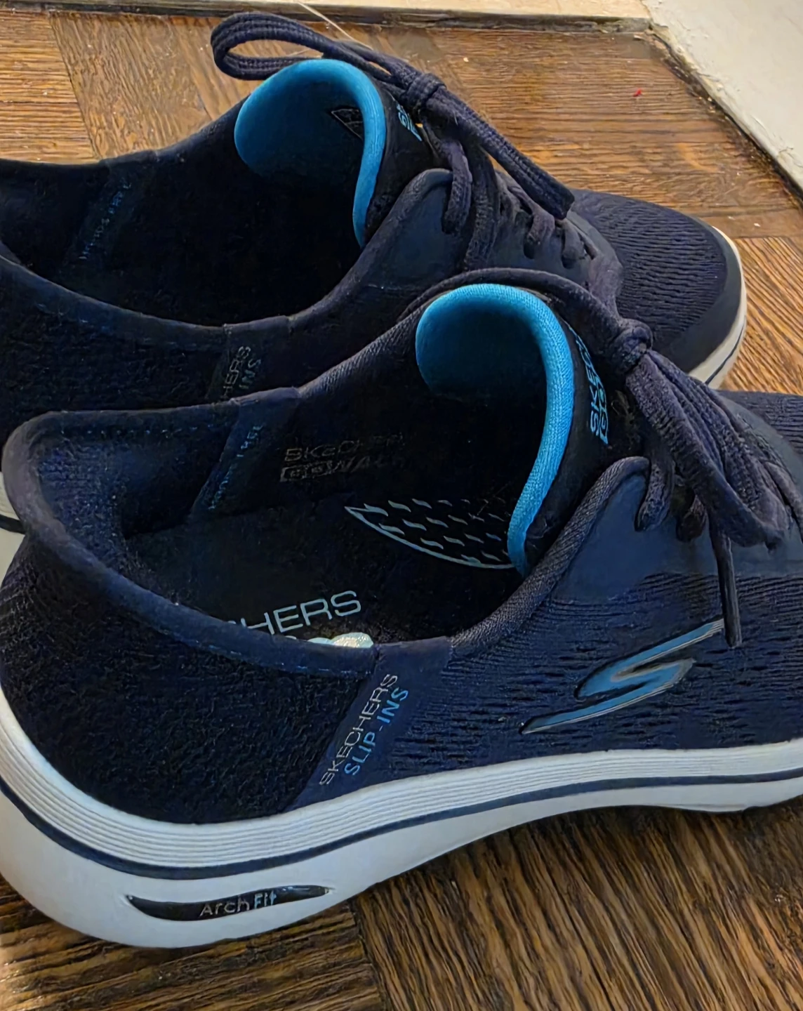 Size 7, Skechers GO walk Slip-ins women's, wide fit - photo 2