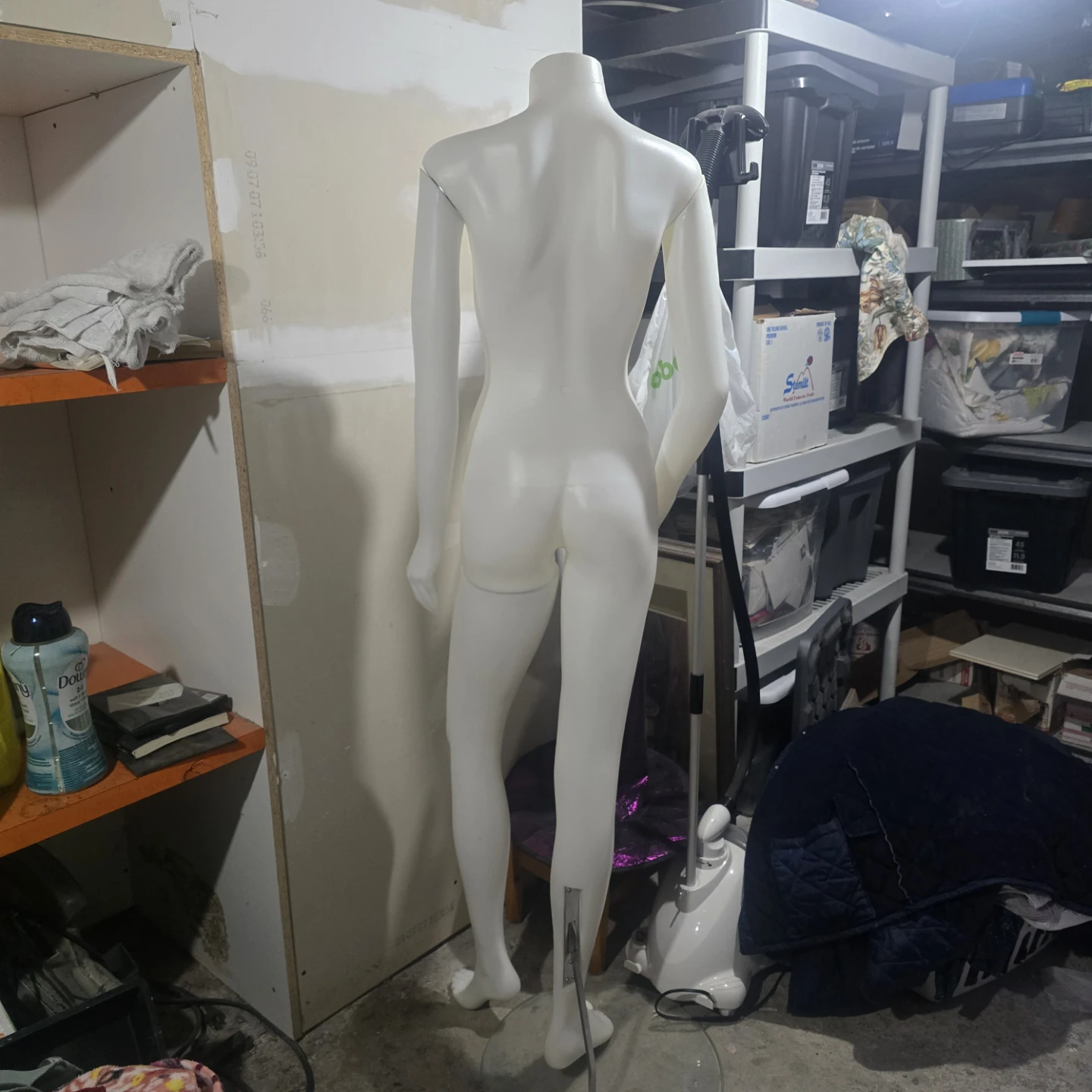White Female Mannequin Torso - photo 2