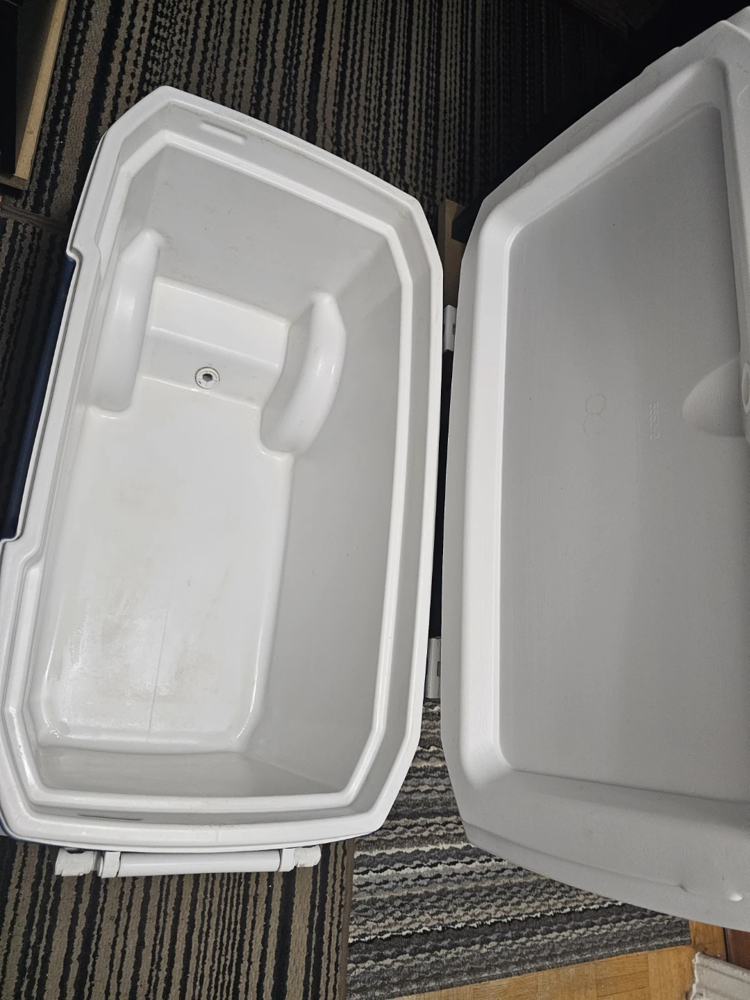 Coleman Wheeled Cooler - photo 3