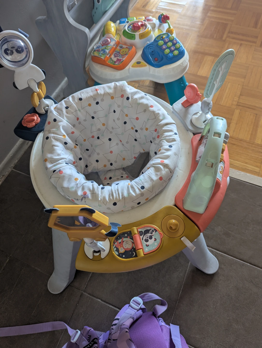Fisher-Price 3-in-1 Spin & Sort Activity Center .