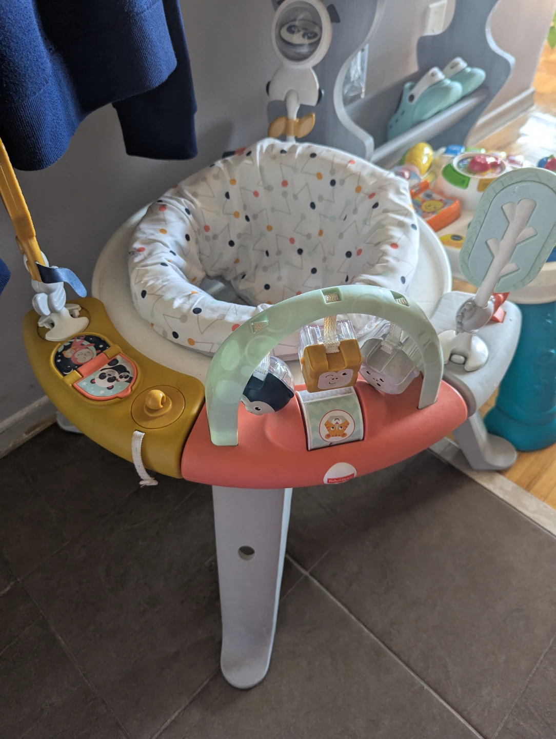 Fisher-Price 3-in-1 Spin & Sort Activity Center . - photo 2