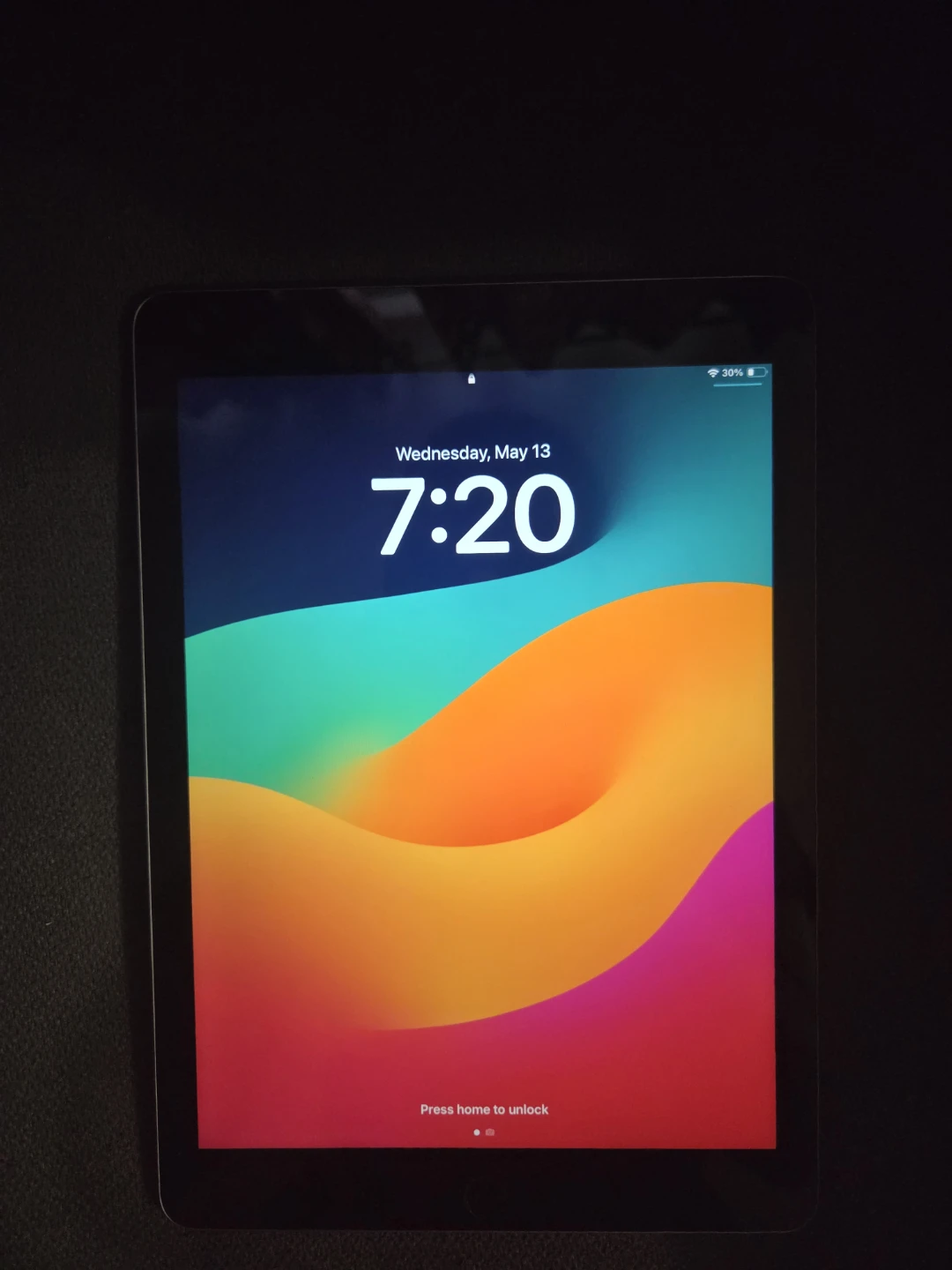 APPLE IPAD 2018- 32GB (WITH CHARGER AND PENCIL INCLUDED) - photo 3