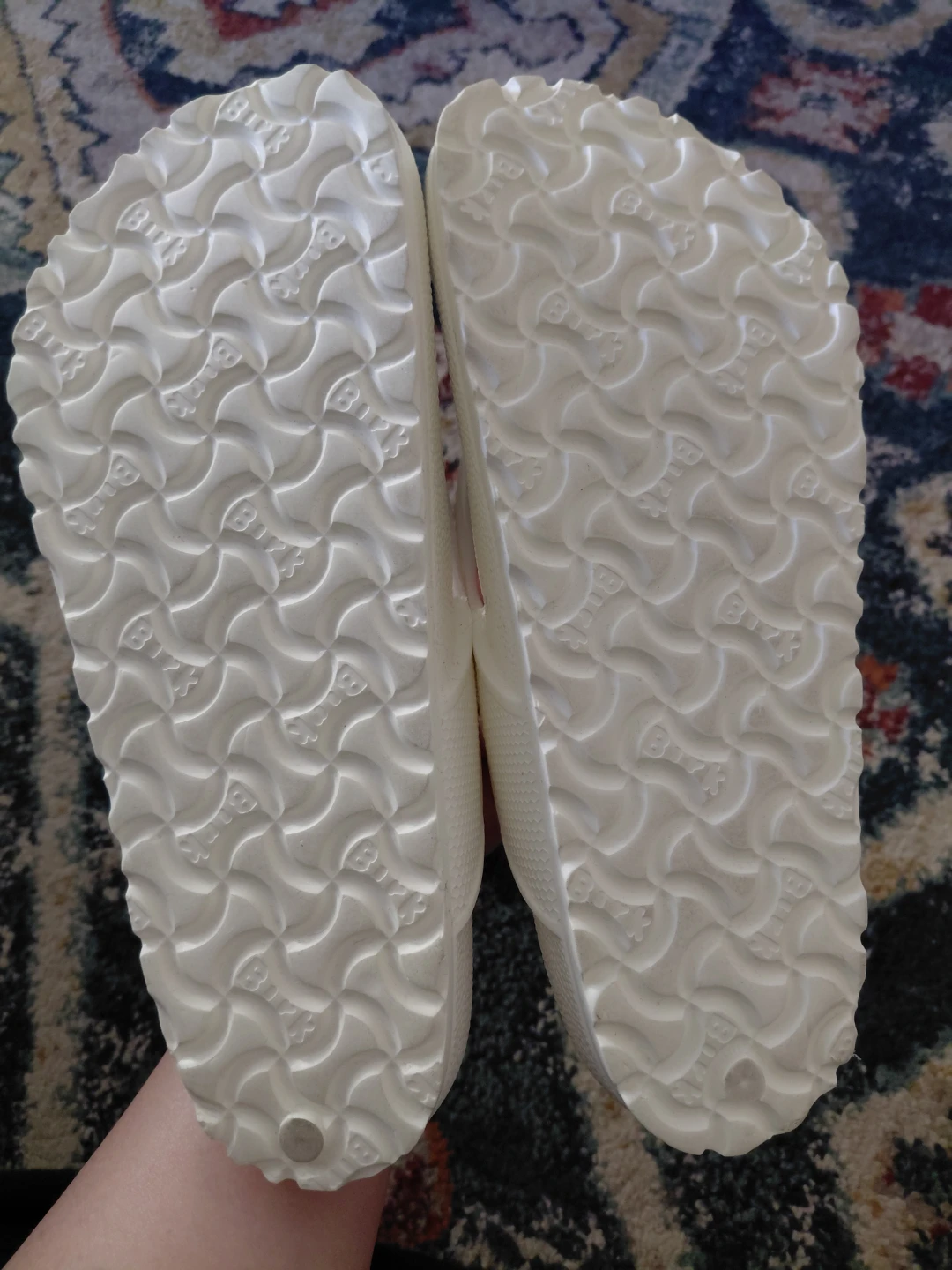 White Birkenstock Honolulu Sandals - photo 4