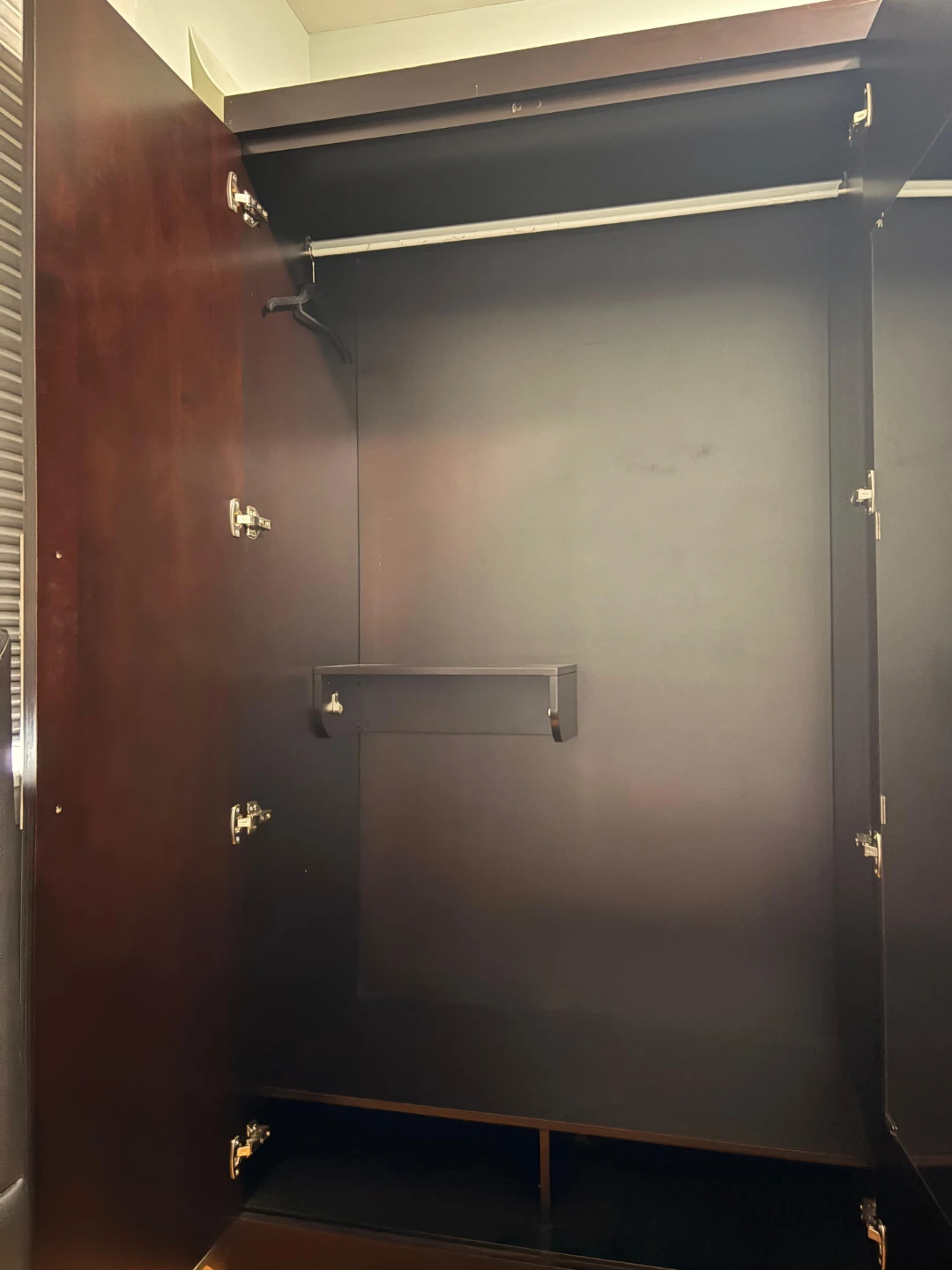 Dark Wood Double Door Wardrobe Armoire - photo 3