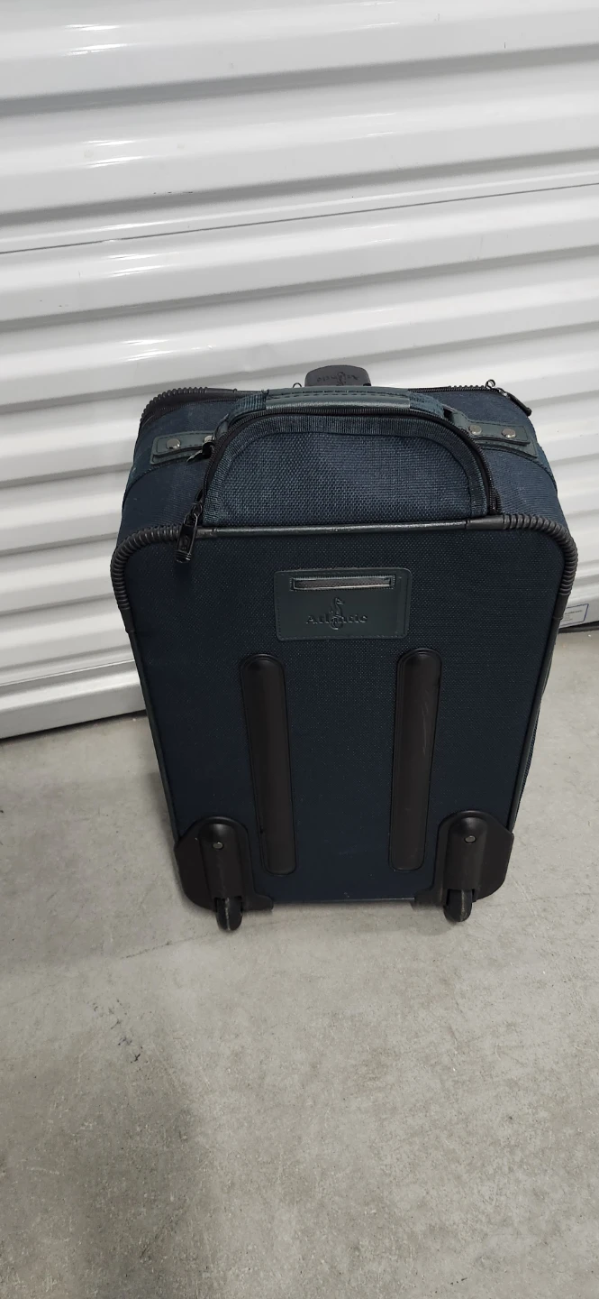 19" Carry on luggage - photo 3