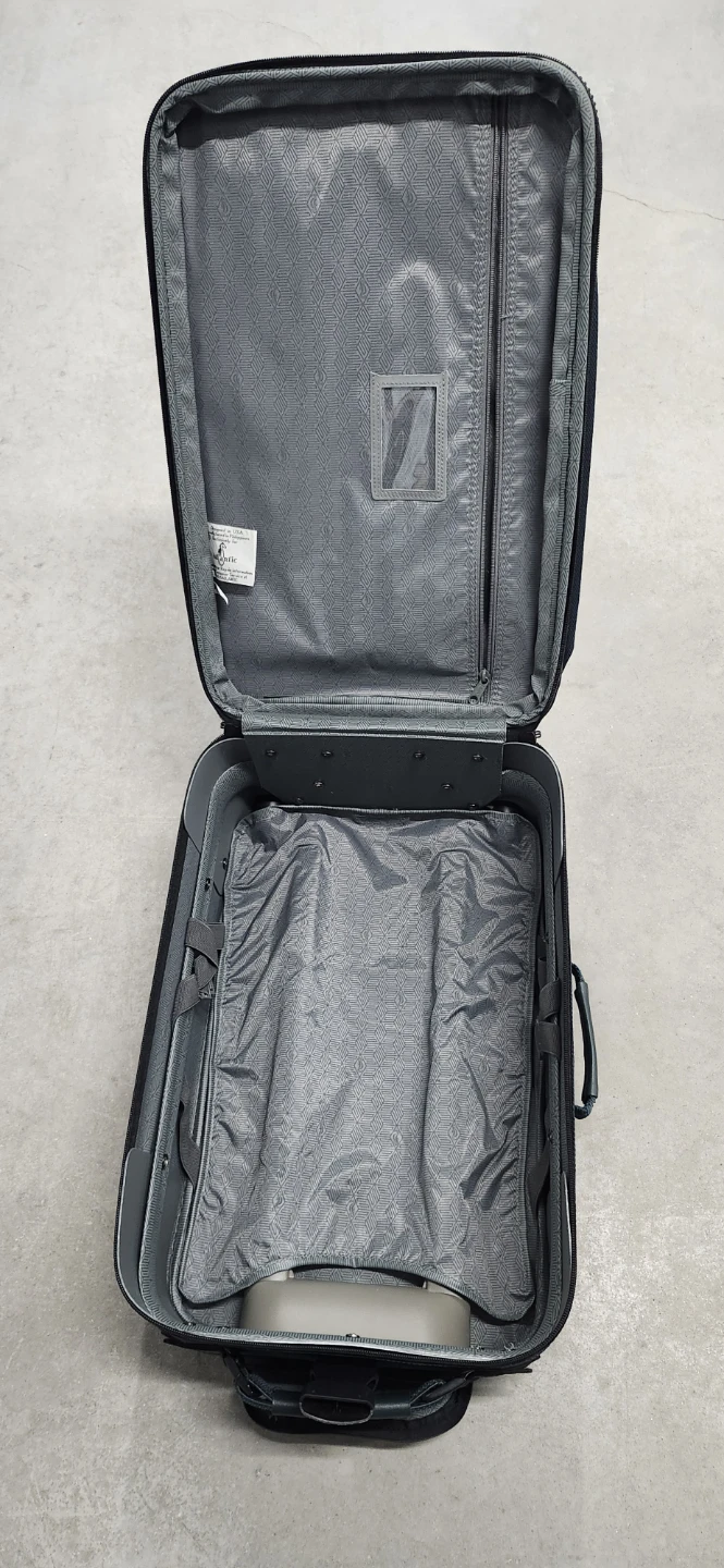 19" Carry on luggage - photo 5