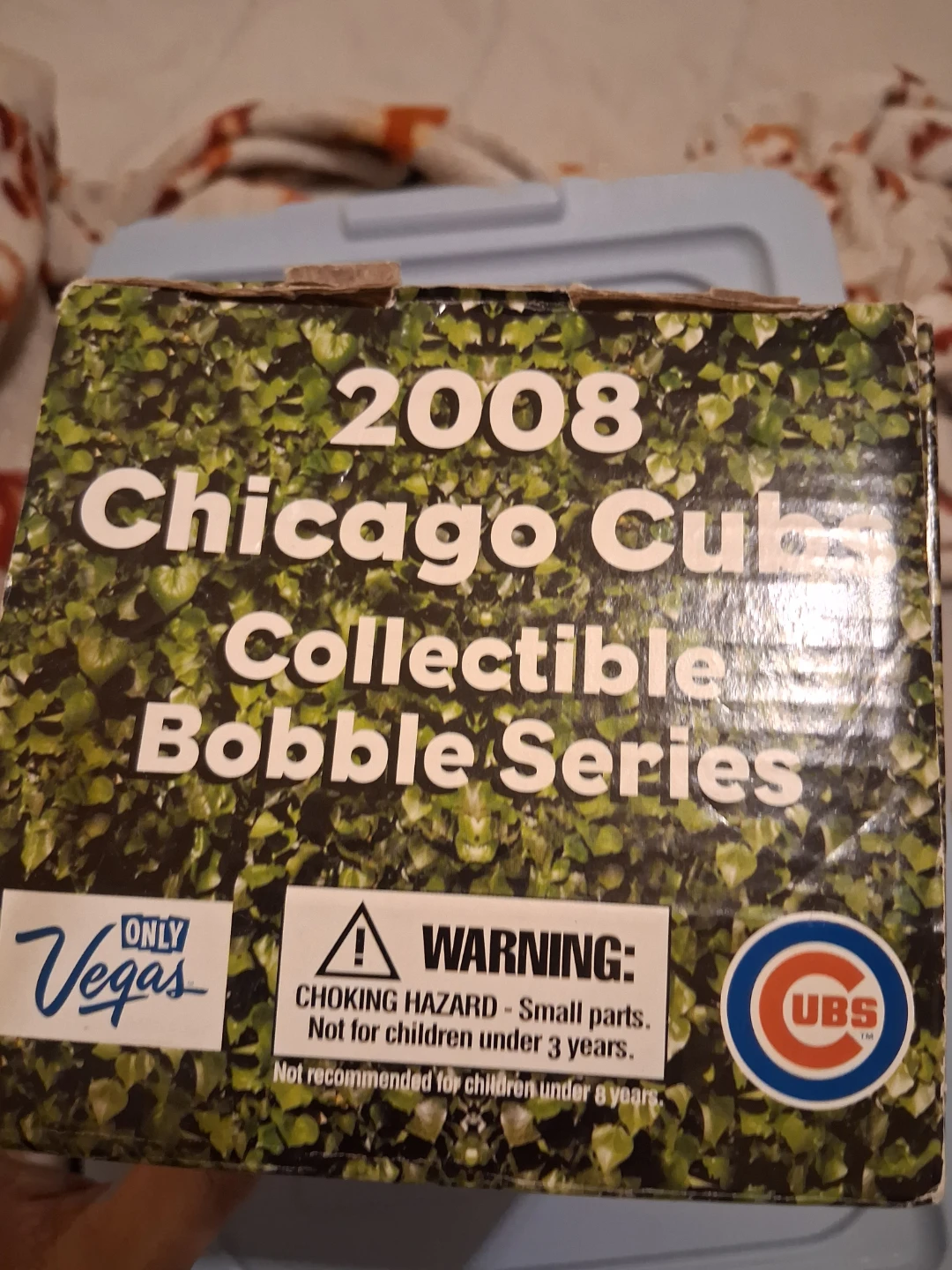 Department 56 Chicago Cubs Tavern Christmas in the City Series - photo 3