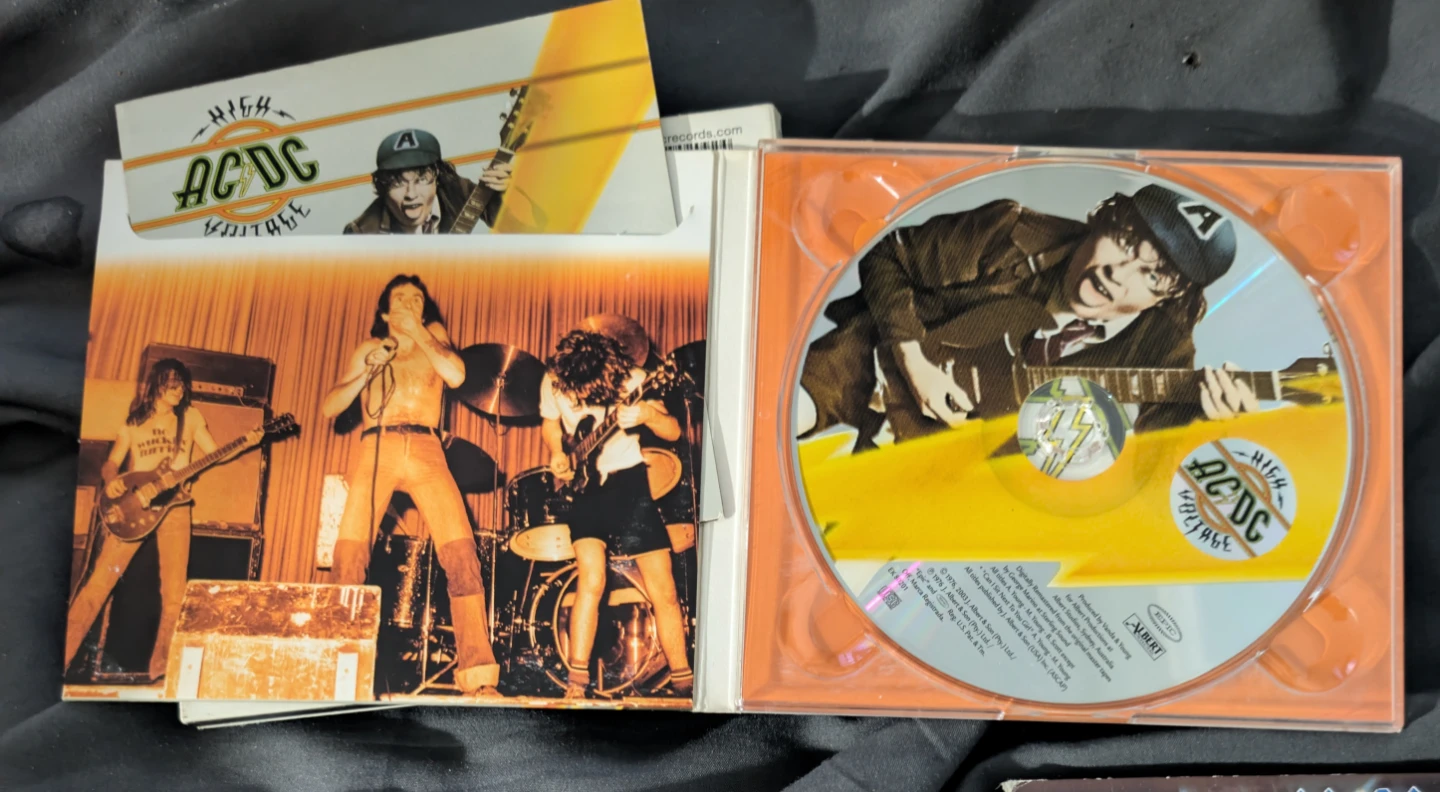 AC/DC 4 CD Set: Back in Black, Flick Switch, Voltage, Blow Up - photo 5