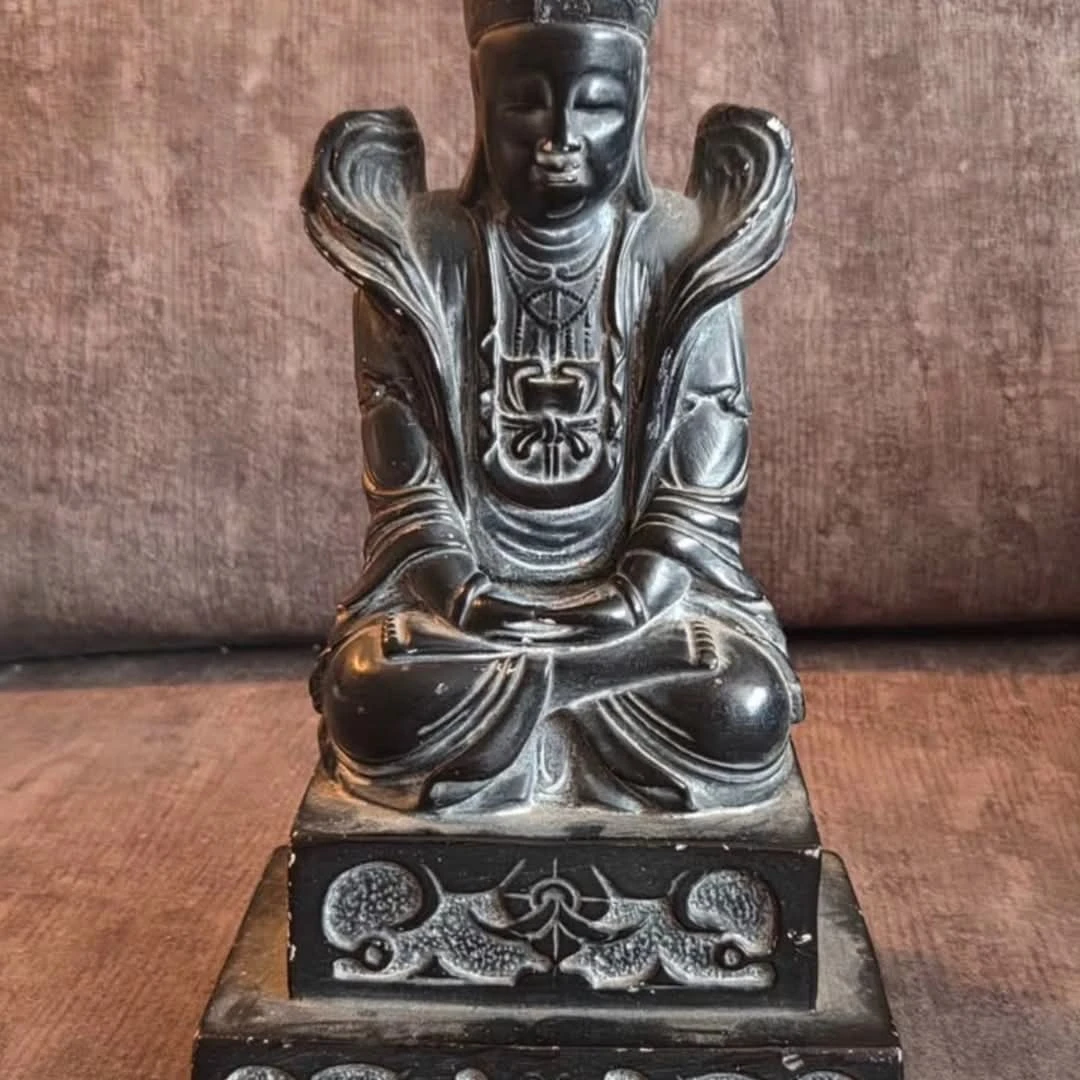 Black Sitting Buddha Statue