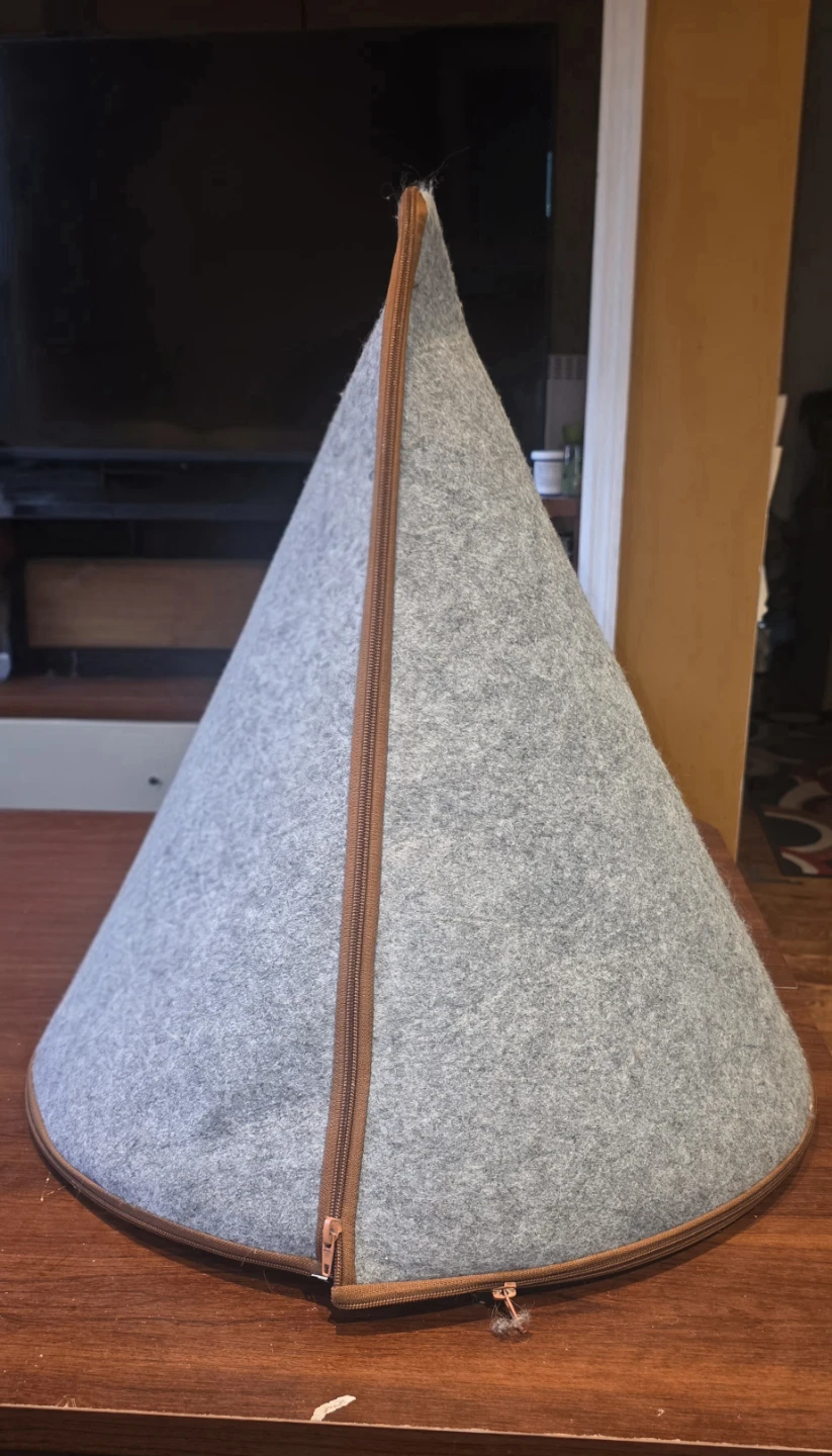 Grey Felt Cone Cat Tent Bed with Cushion - photo 4