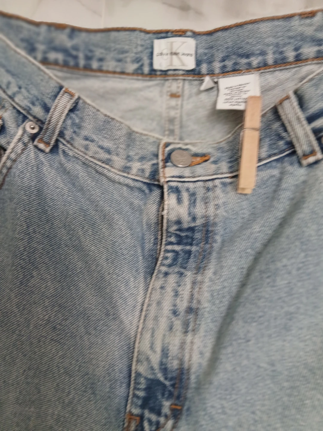 Calvin Klein Jeans - Light Wash Denim - photo 4