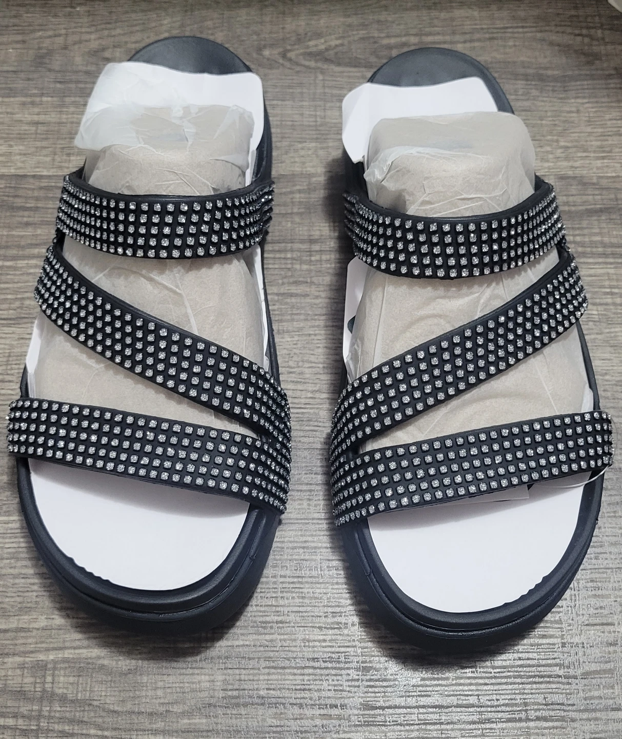 Crocs Getaway Gems Strappy Sandals Black Size W9