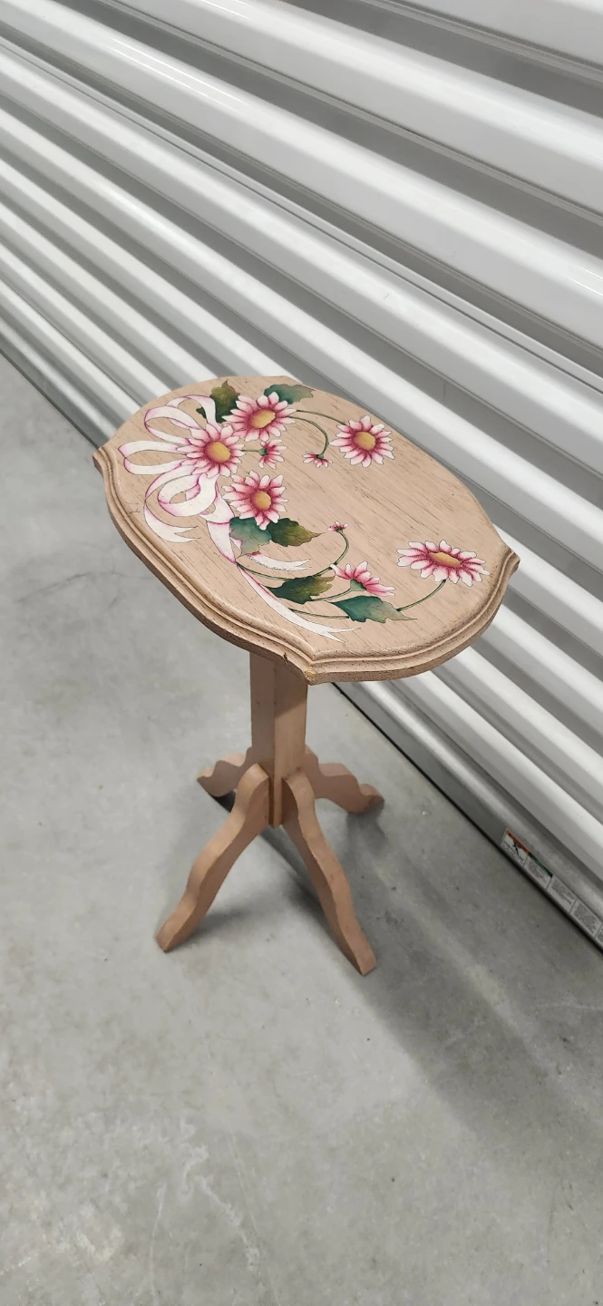 Wooden flower stand - photo 2