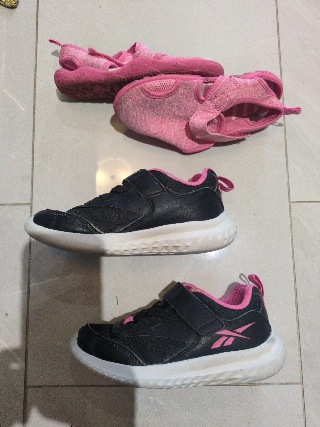 Girls' Shoes Bundle: Pink Sandals & Reebok Sneakers size 12 - photo 2