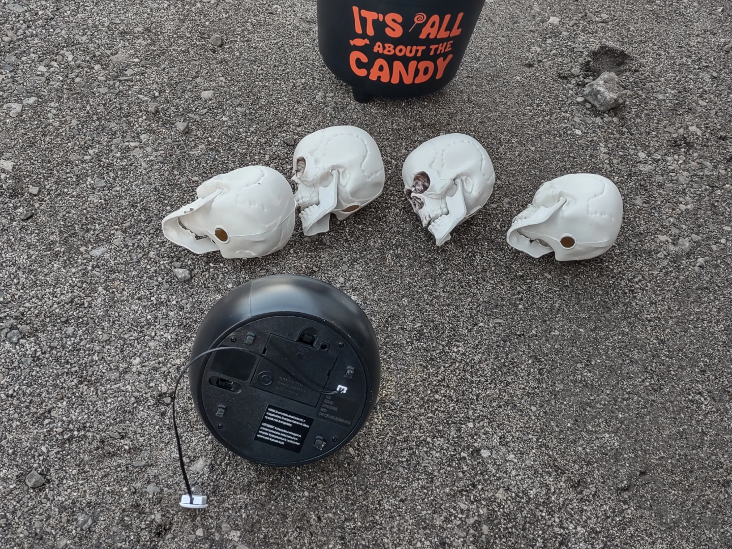 Halloween Skull Projector with Candy Pail - photo 4