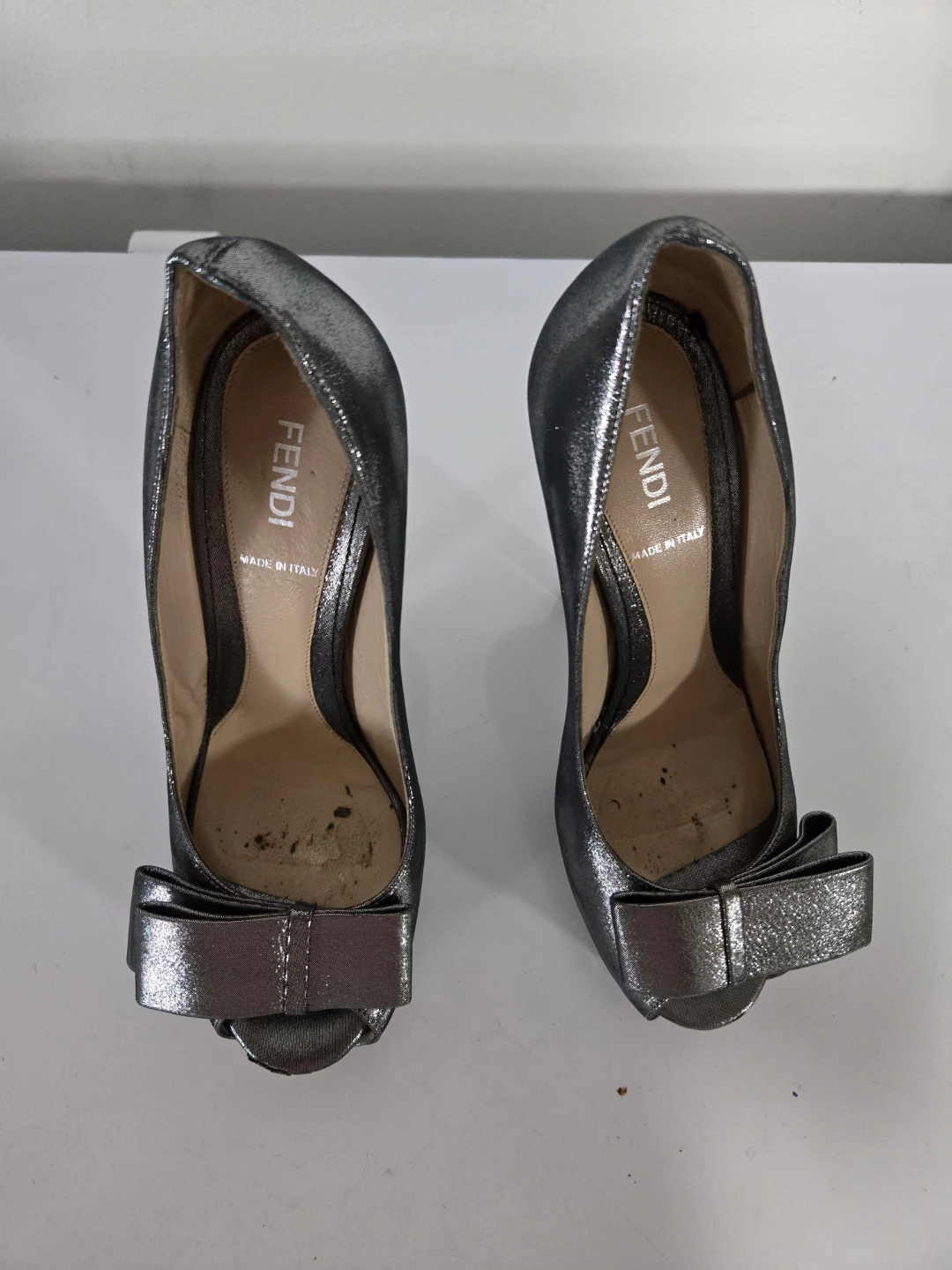 Fendi Peep-Toe Bow Heels Size 37 - photo 4