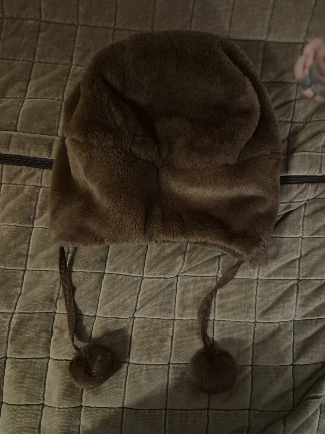 Old Navy small size cute winter brown hat with fleece - photo 2