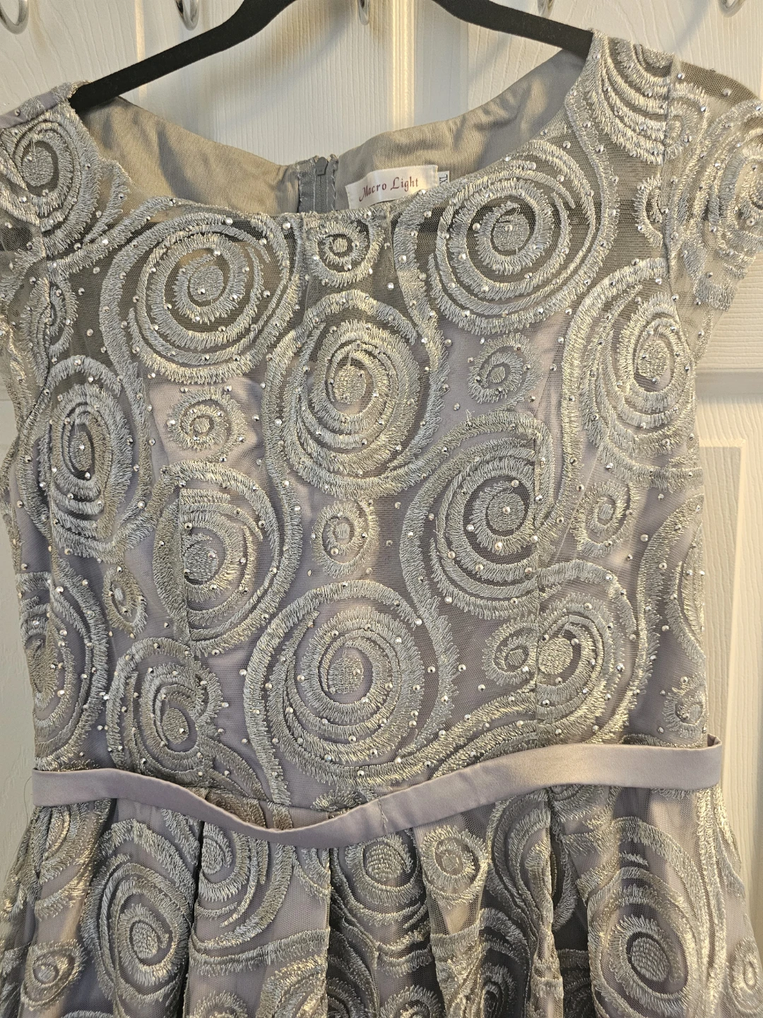 Grey Embroidered Cap Sleeve Formal Dress - photo 2