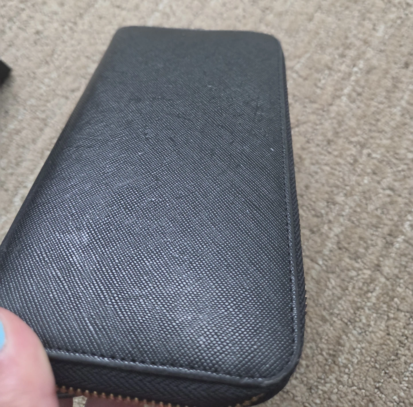 Prada Black Saffiano Leather Zip Around Wallet - photo 5
