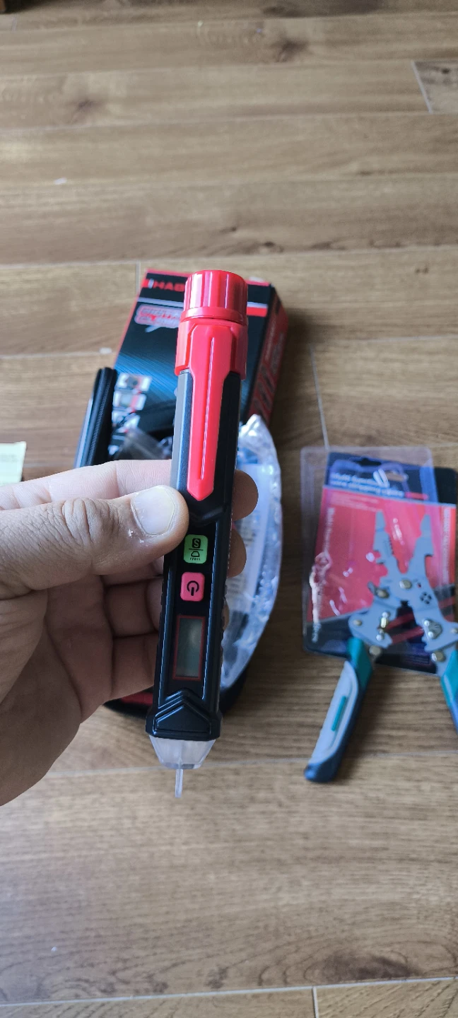 HABOTEST Digital Clamp Meter, Voltage Detector, and Wire S - photo 4