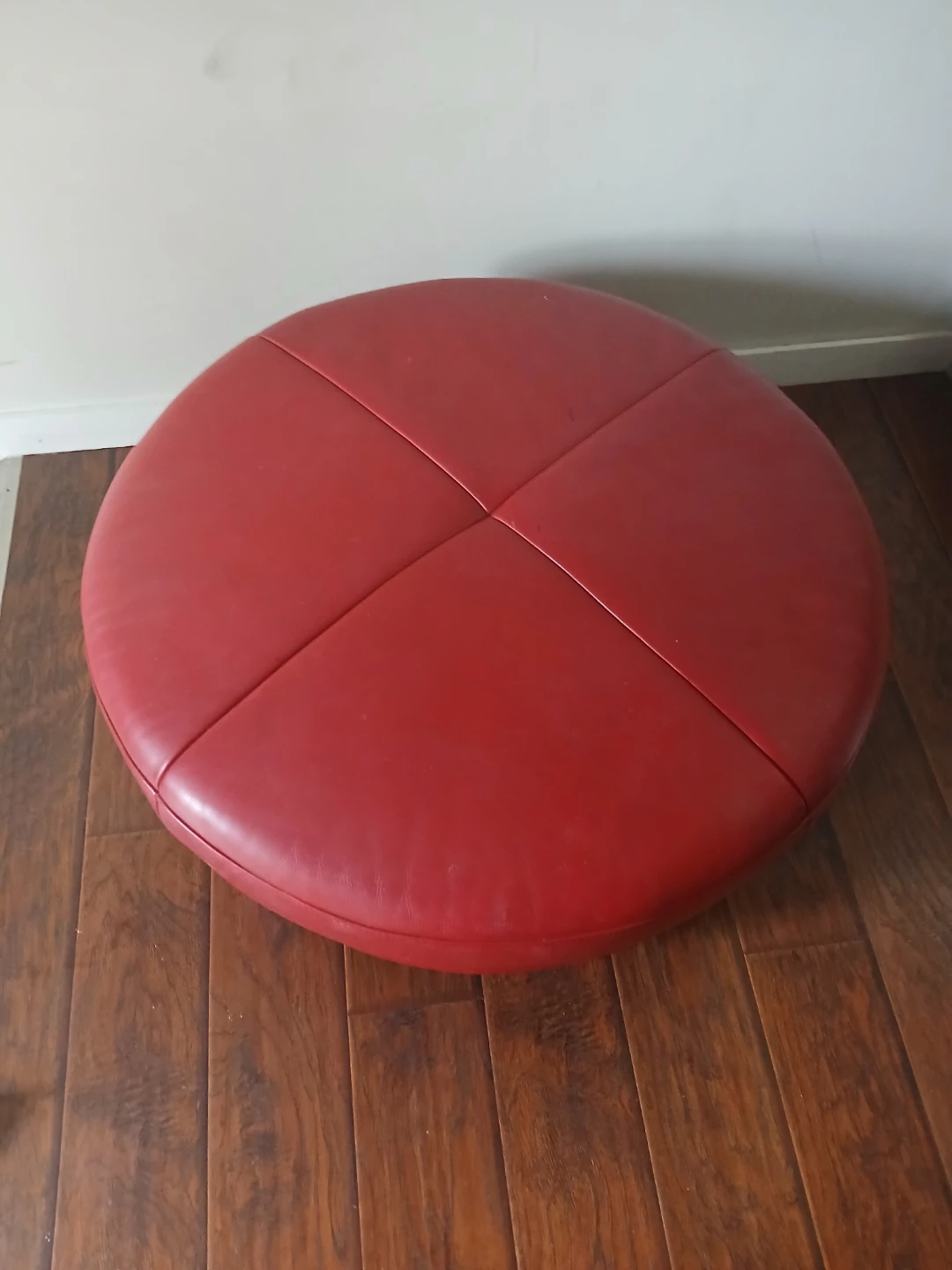 Red Round Tufted Ottoman - photo 3