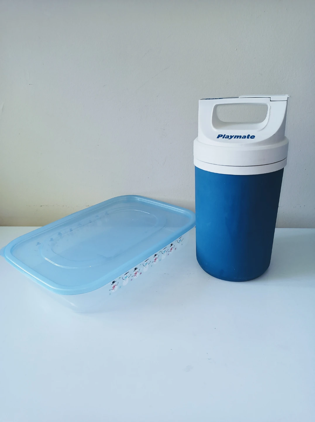 Jug Cooler+Containers