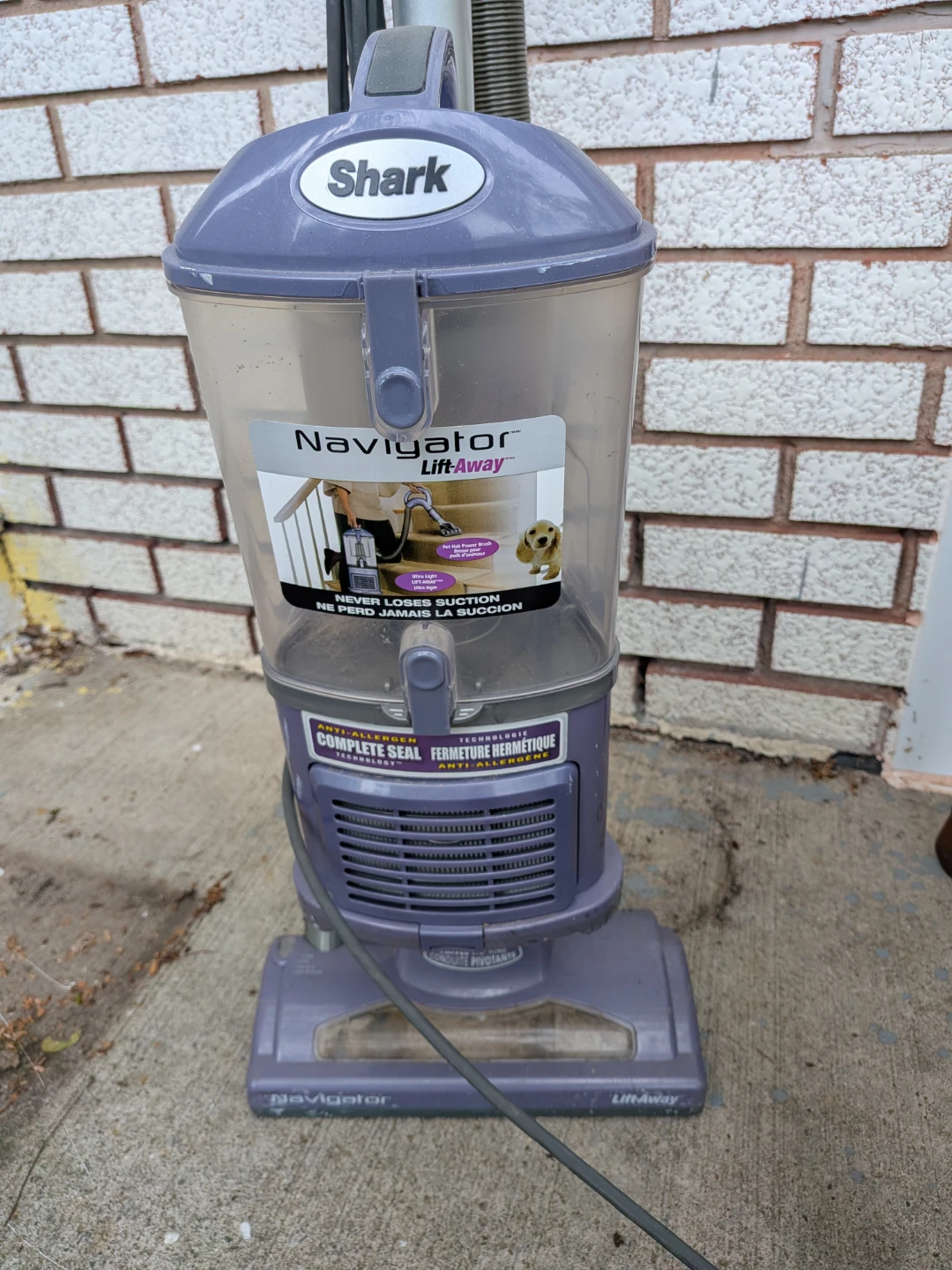 Shark Navigator Lift-Away Upright Vacuum