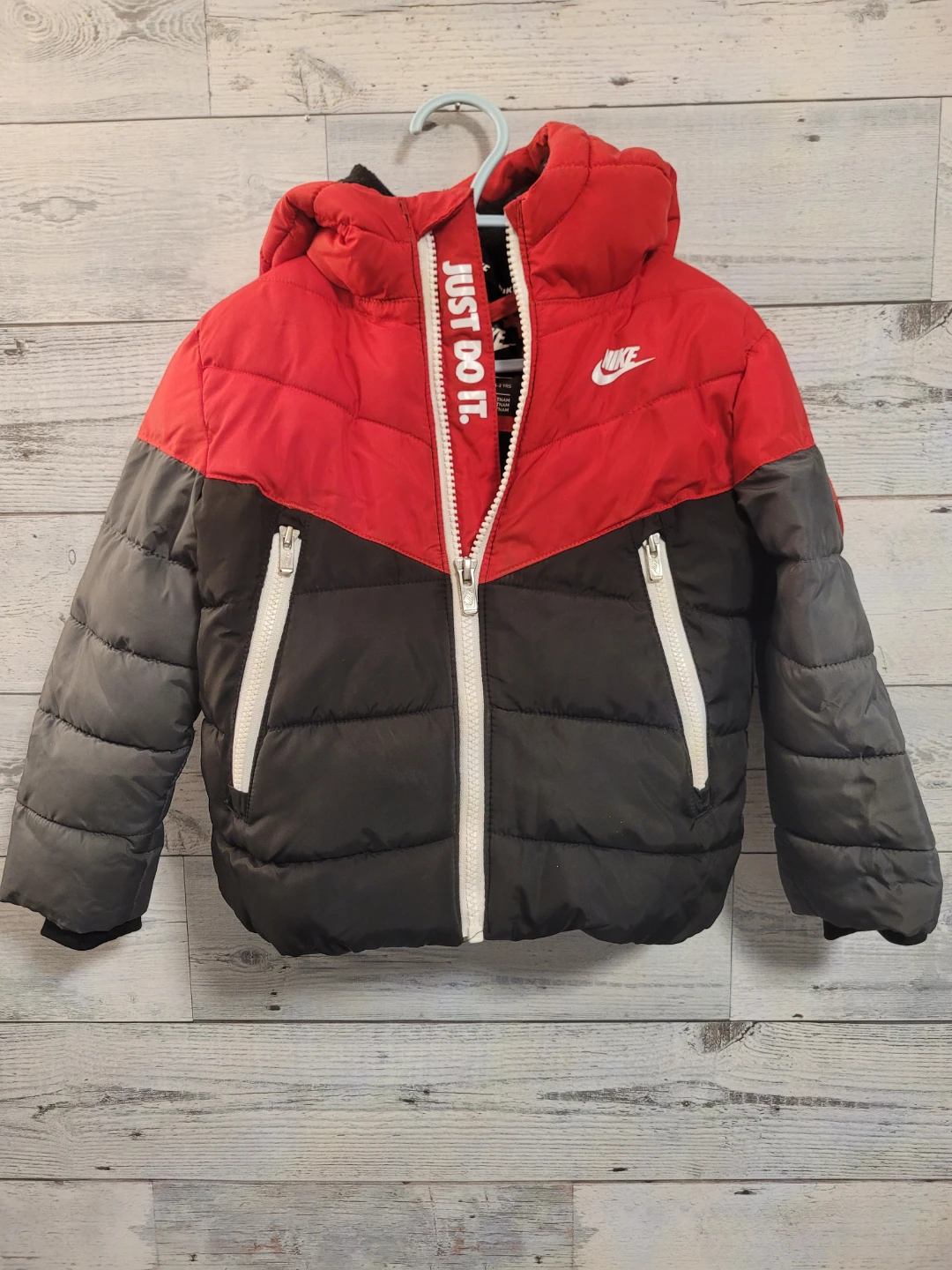 Nike Puffer Jacket Youth Size 2T 86-92cm