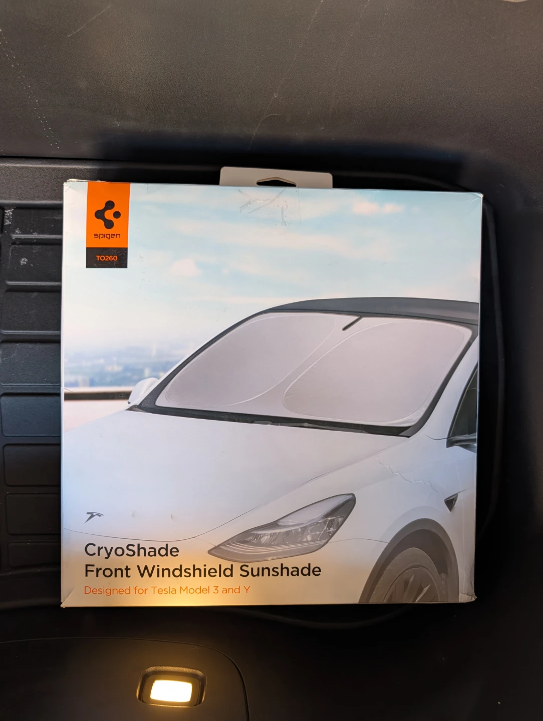 Spigen sunshade for Tesla Model 3/Y