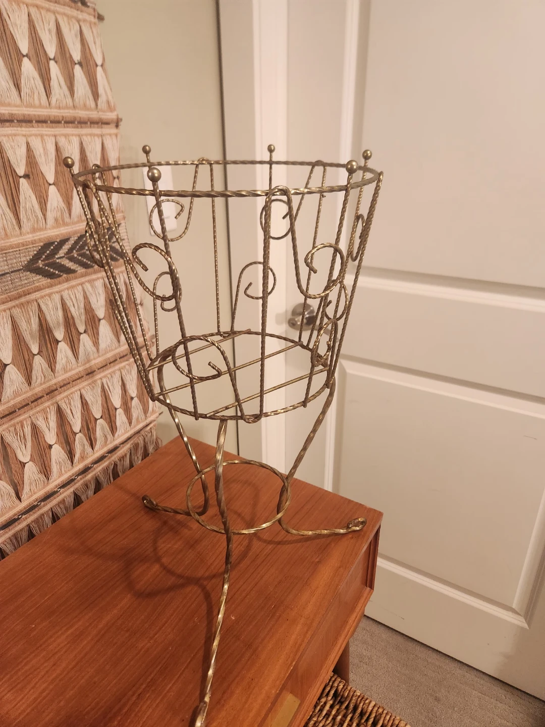 MID CENTURY MODERN Metal Plant Stand - photo 2