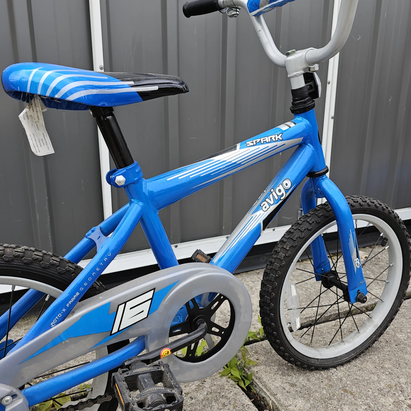 Blue Avigo Spark Kids Bike - photo 2