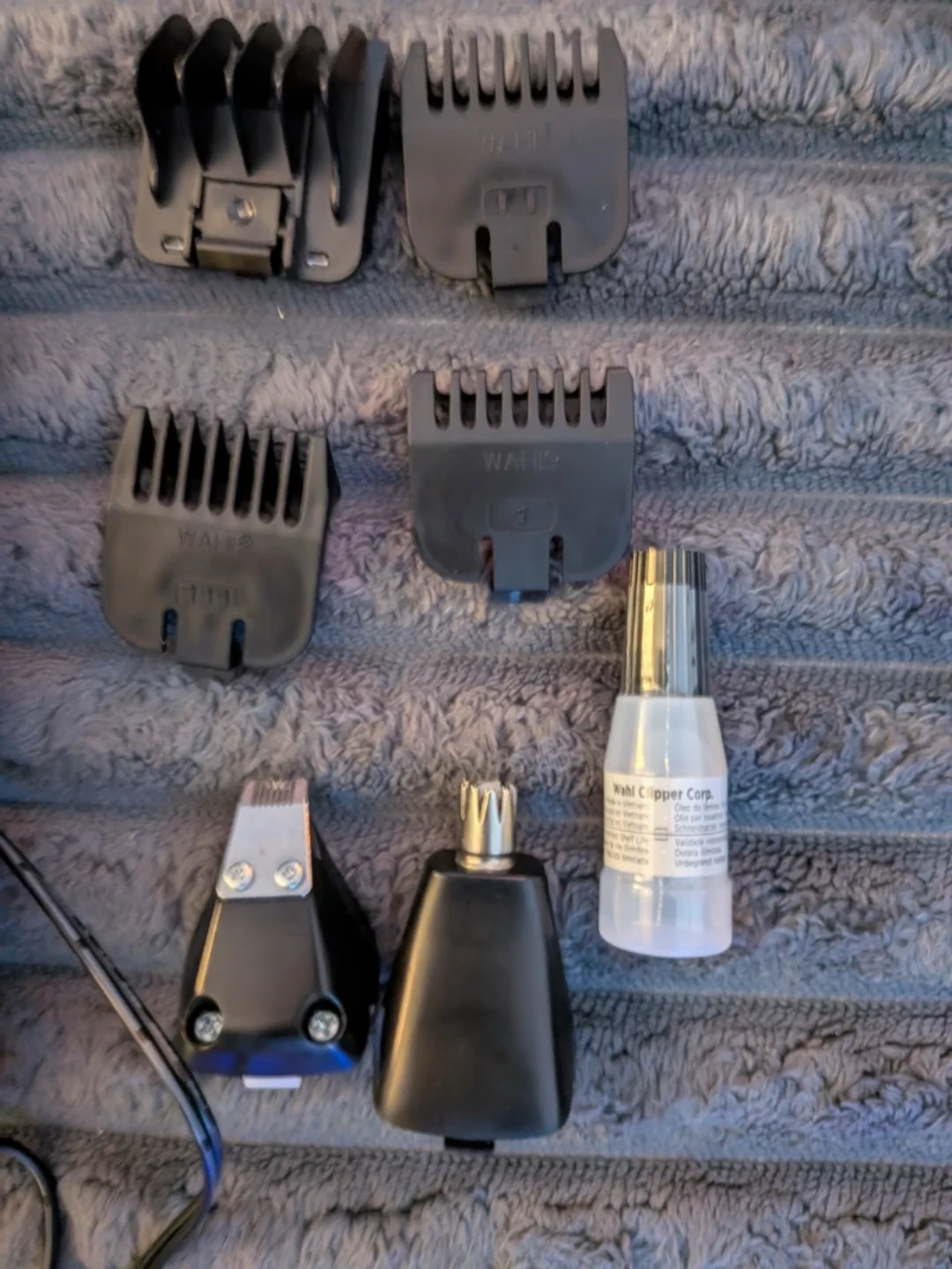 Wahl Cordless Hair Clipper Kit with Accessories - photo 5