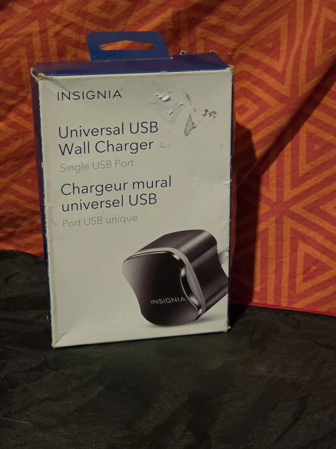 Insignia Universal USB Wall Charger