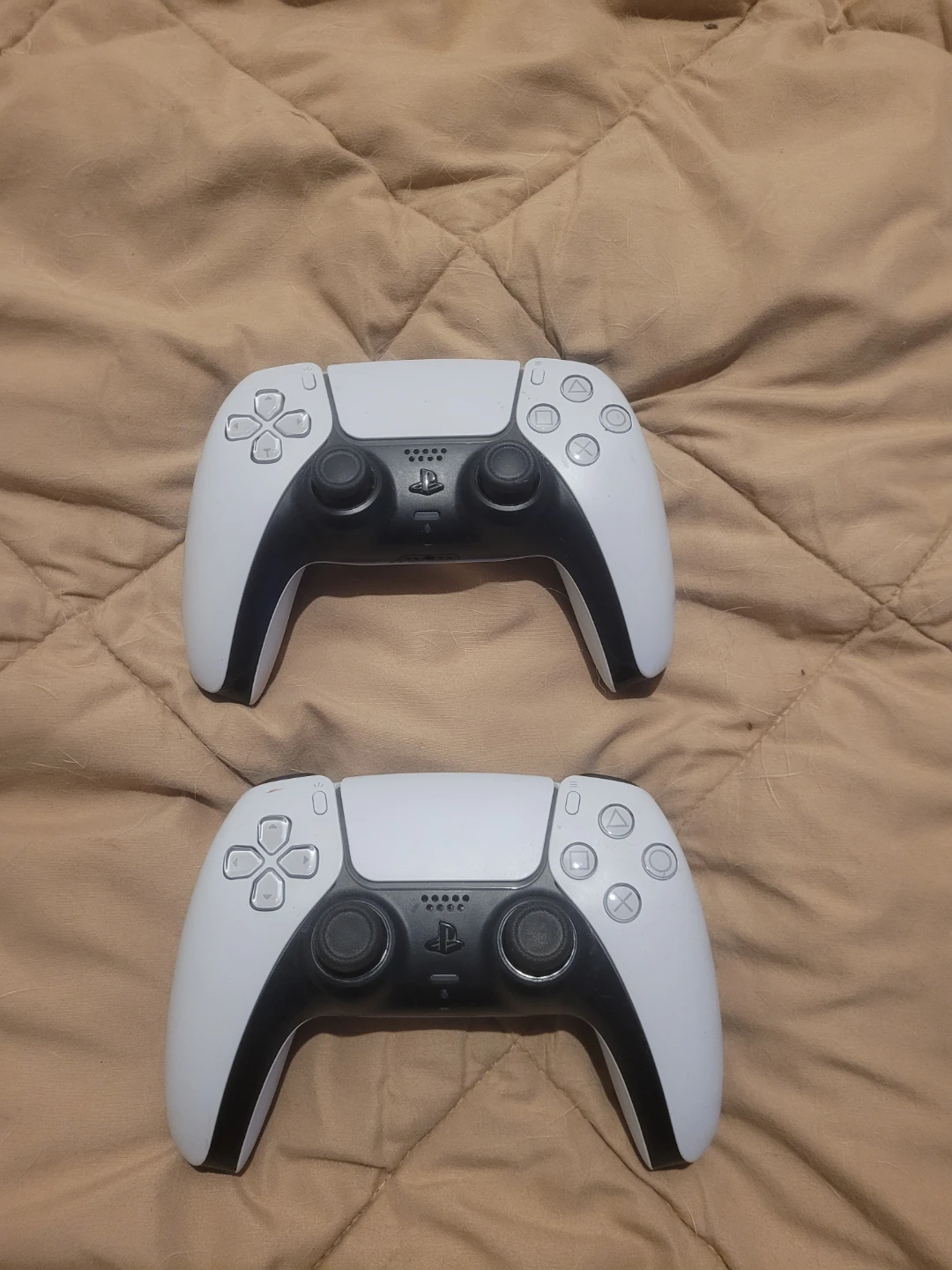 2x Sony PlayStation 5 DualSense Controllers