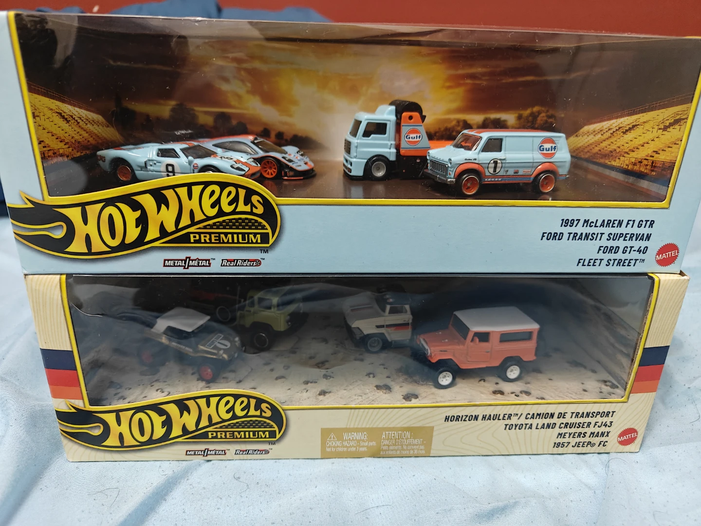 Hot wheels premium  gulf and offroad diorama bundle