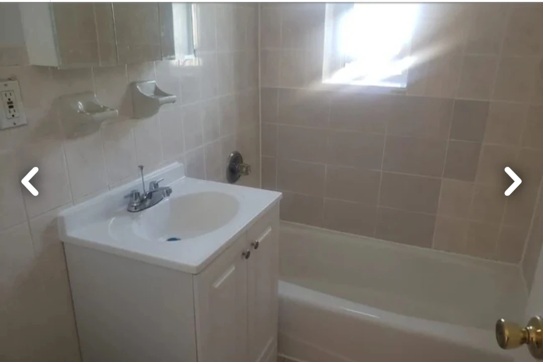 Apartment For rent 2Bed/1ba Foresthills - photo 4