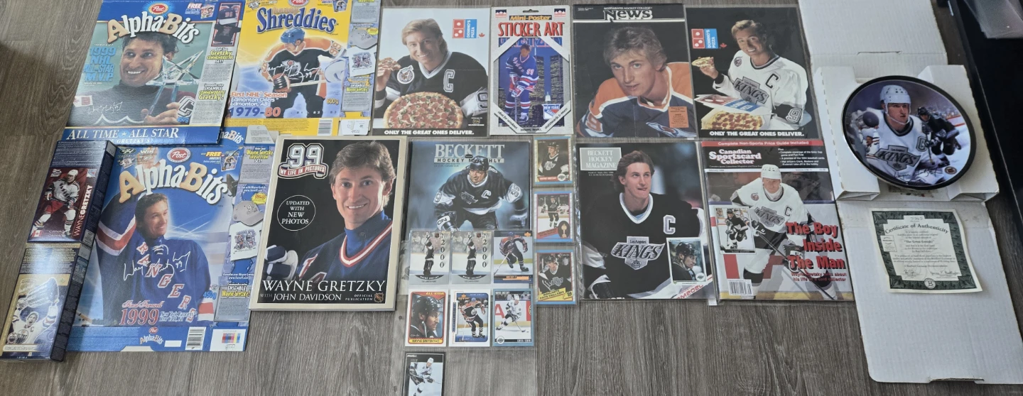 Rare Vintage Wayne Gretzky Massive Memorabilia Collection