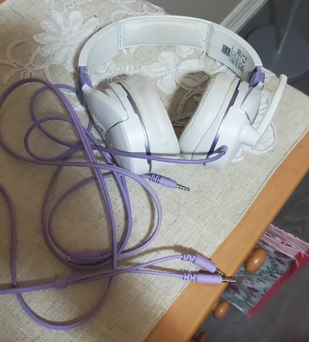 Turtle Beach Headset - White and Purple