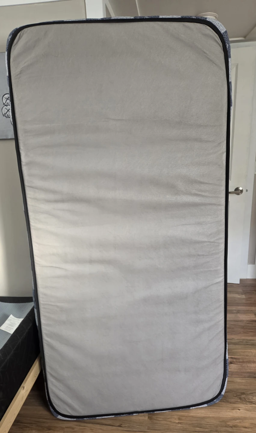 Sealy Single Mattress - photo 2