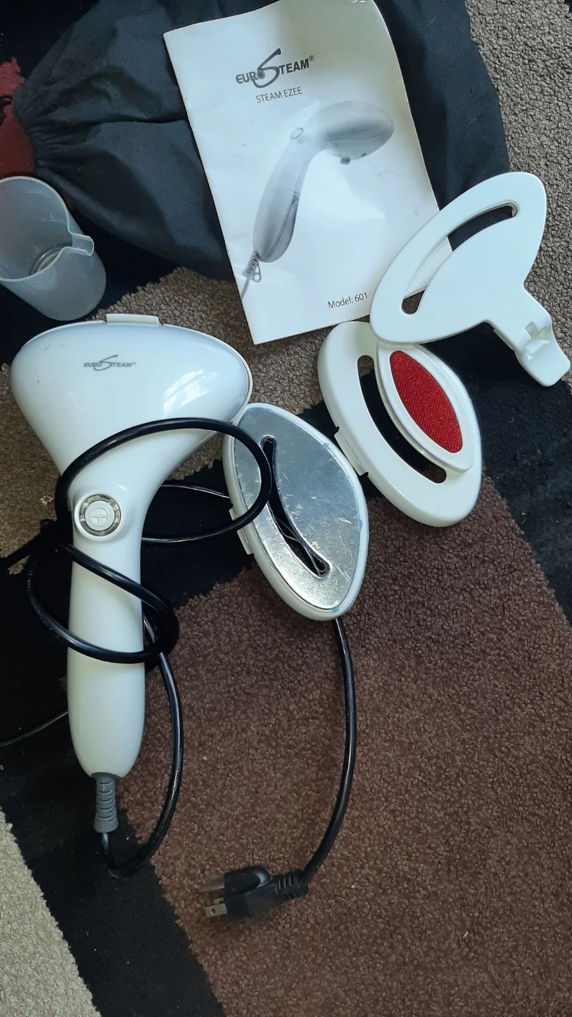 EuroSteam Steam Ezee Model 601 Garment Steamer
