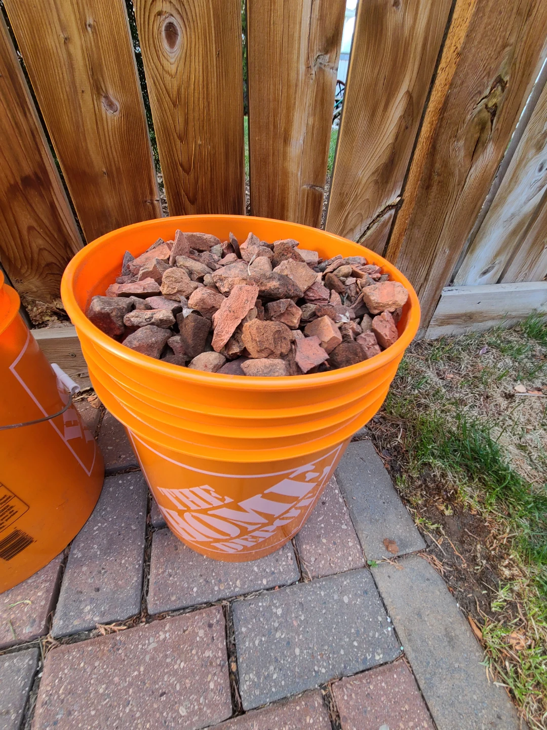 Red Shale / Landscaping Rocks - photo 3